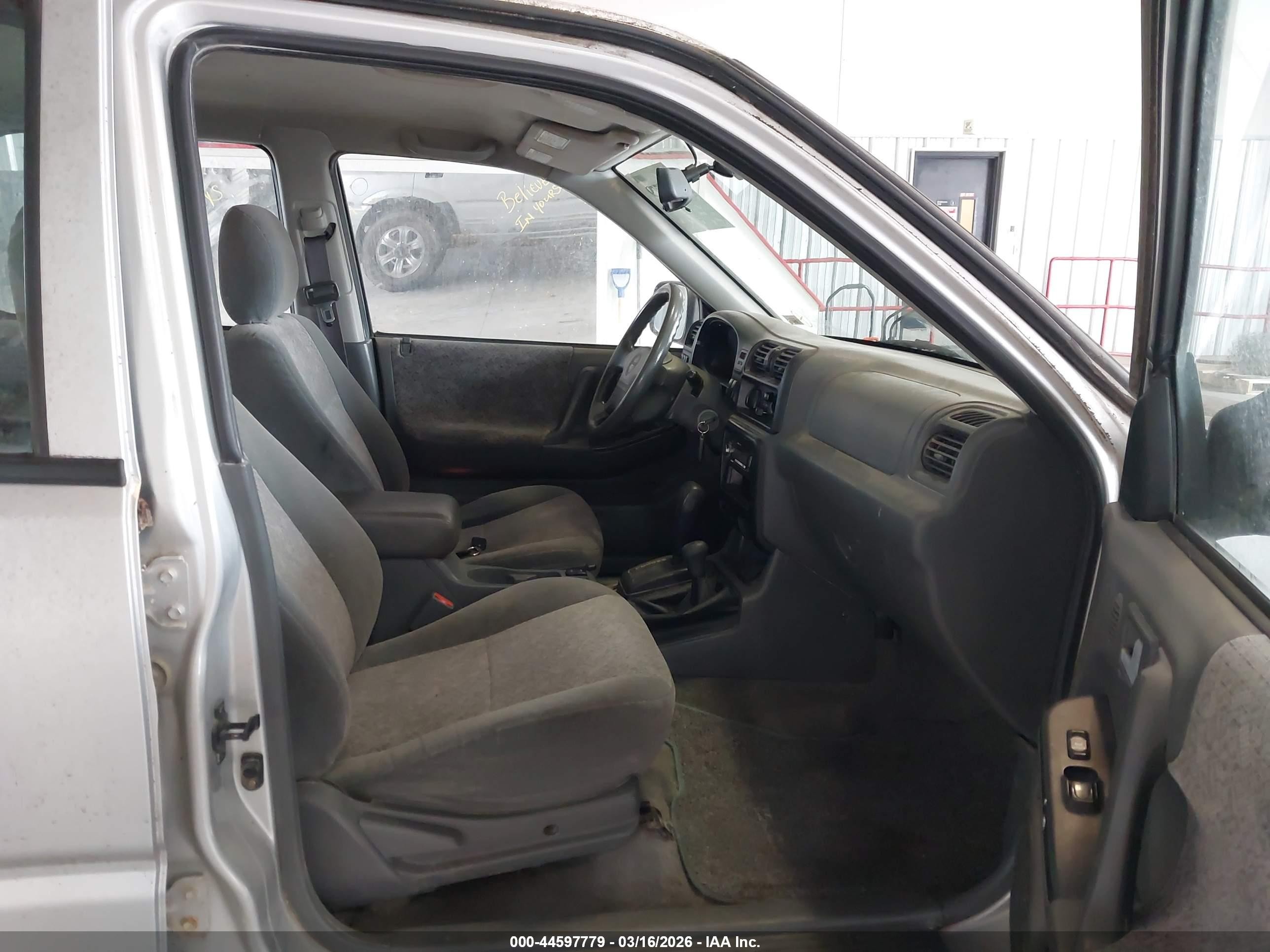 2000 Isuzu Rodeo Ls/lse/s Silver vin: 4S2DM58W8Y4325323