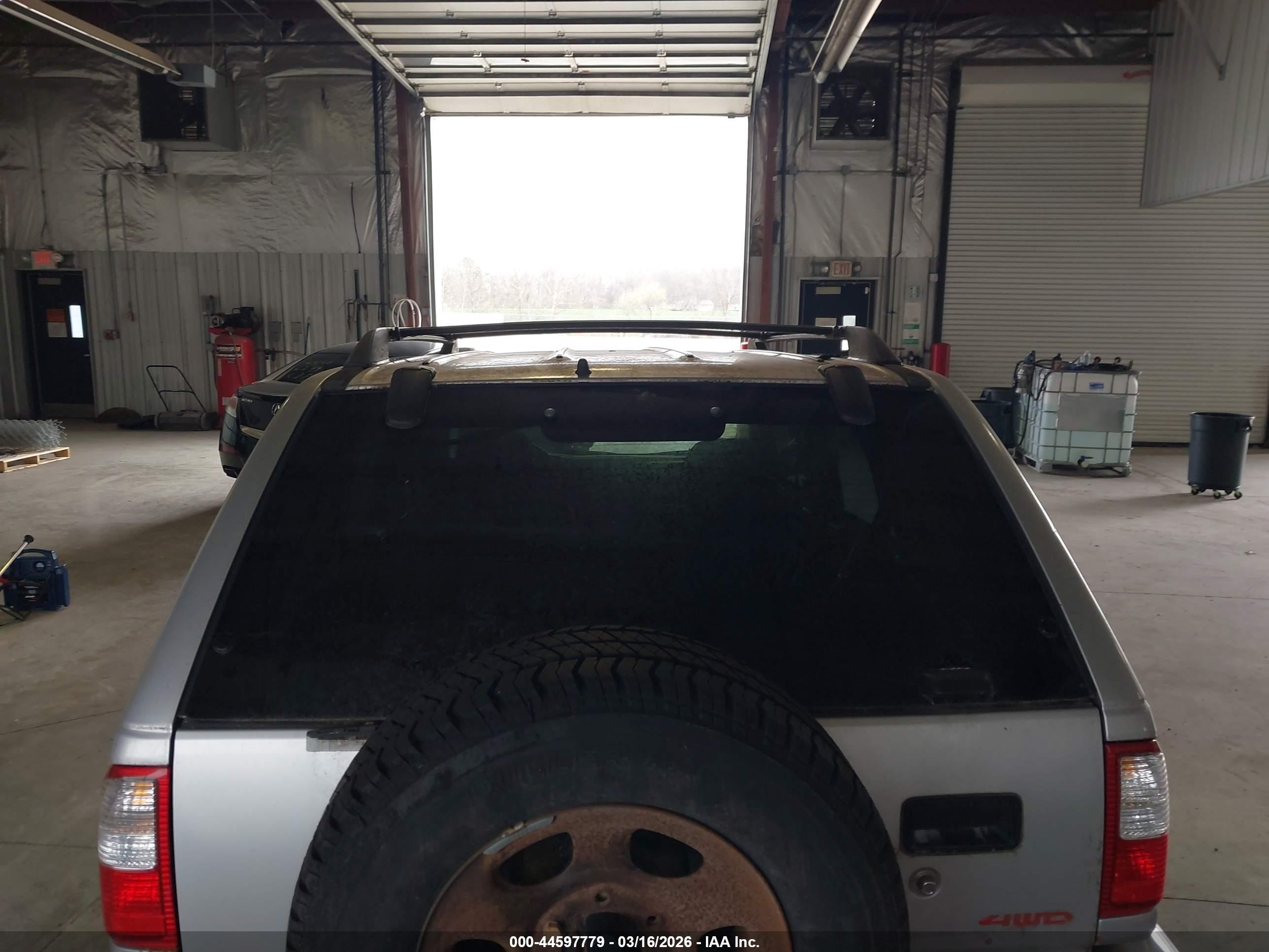 2000 Isuzu Rodeo Ls/lse/s Silver vin: 4S2DM58W8Y4325323