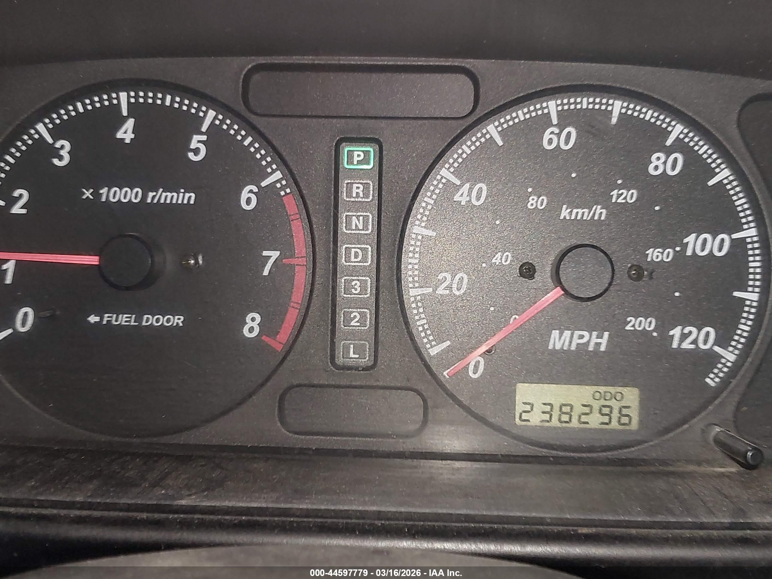2000 Isuzu Rodeo Ls/lse/s Silver vin: 4S2DM58W8Y4325323
