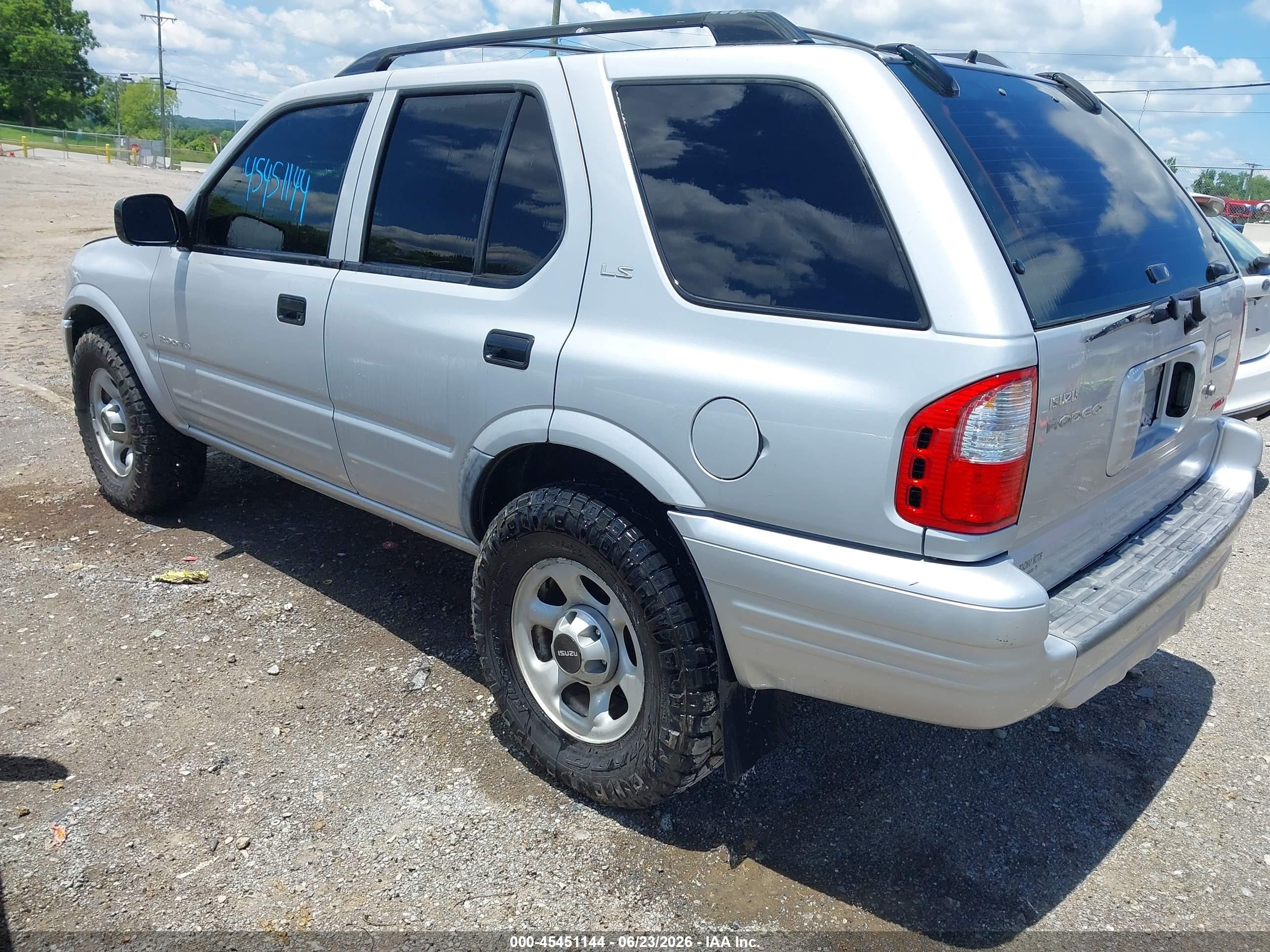 2001 Isuzu Rodeo Ls 3.2l/ls 3.2l V6/lse 3.2l V6/s/s 3.2l V6 Черный vin: 4S2DM58W914342654