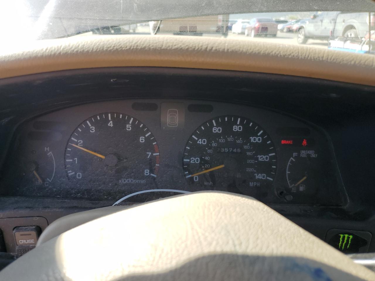 1992 Subaru Legacy L Maroon vin: 4S3BC6325N6605264