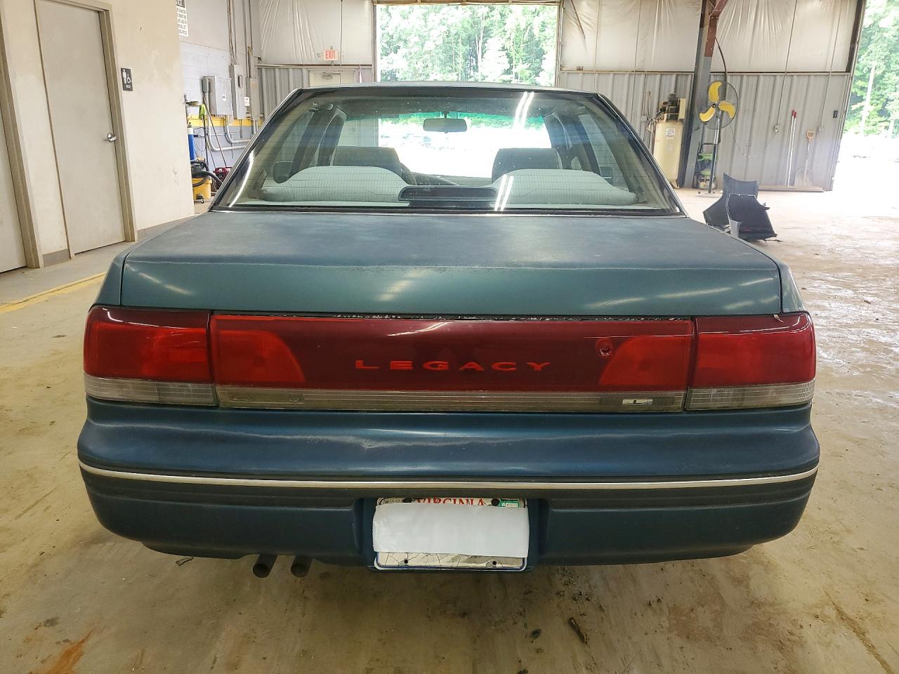 1992 Subaru Legacy L Teal vin: 4S3BC6325N9609927