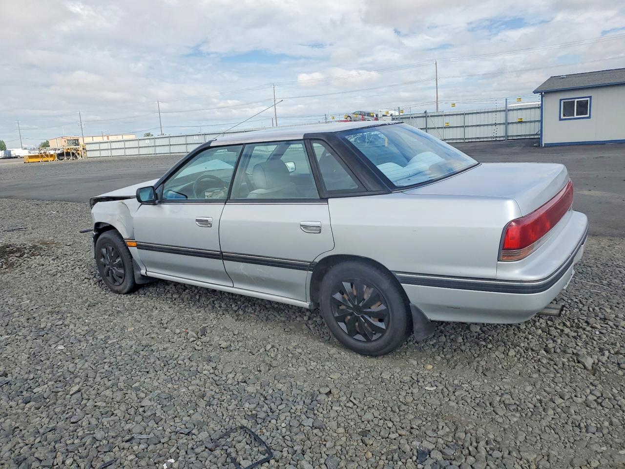 1993 Subaru Legacy L Gray vin: 4S3BC6333P7641265