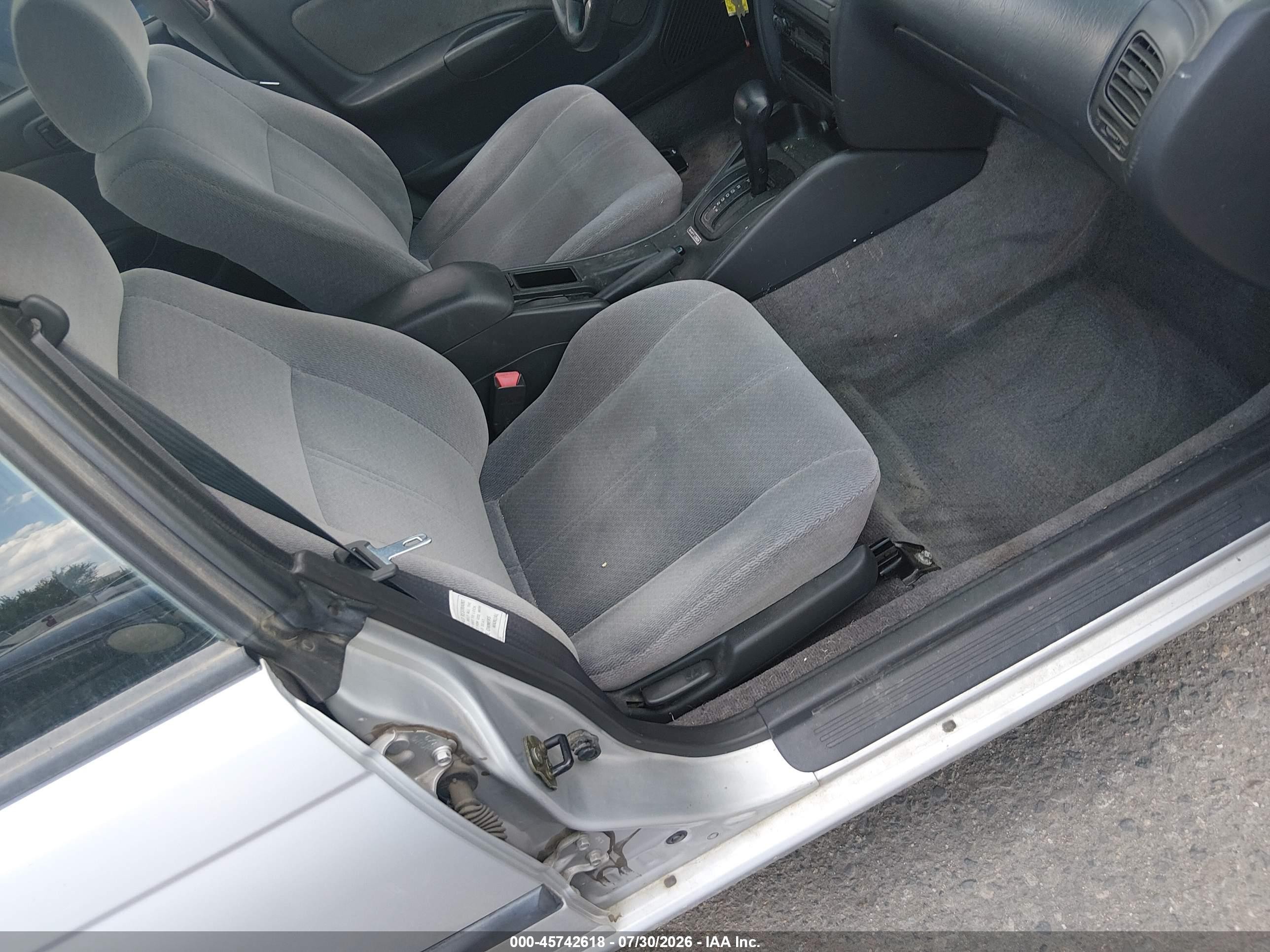 1997 Subaru Legacy L Silver vin: 4S3BD4352V7208486