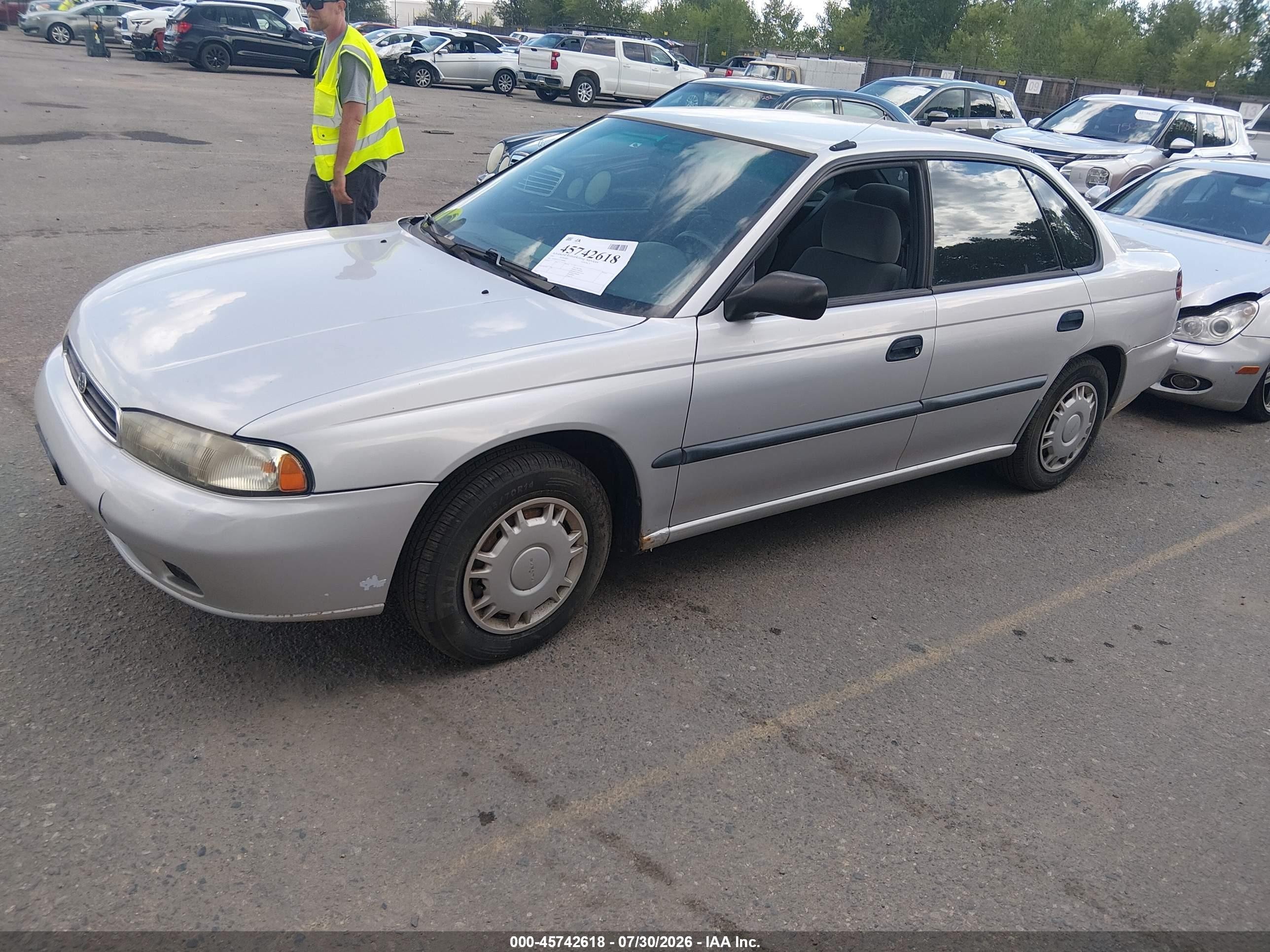 1997 Subaru Legacy L Silver vin: 4S3BD4352V7208486