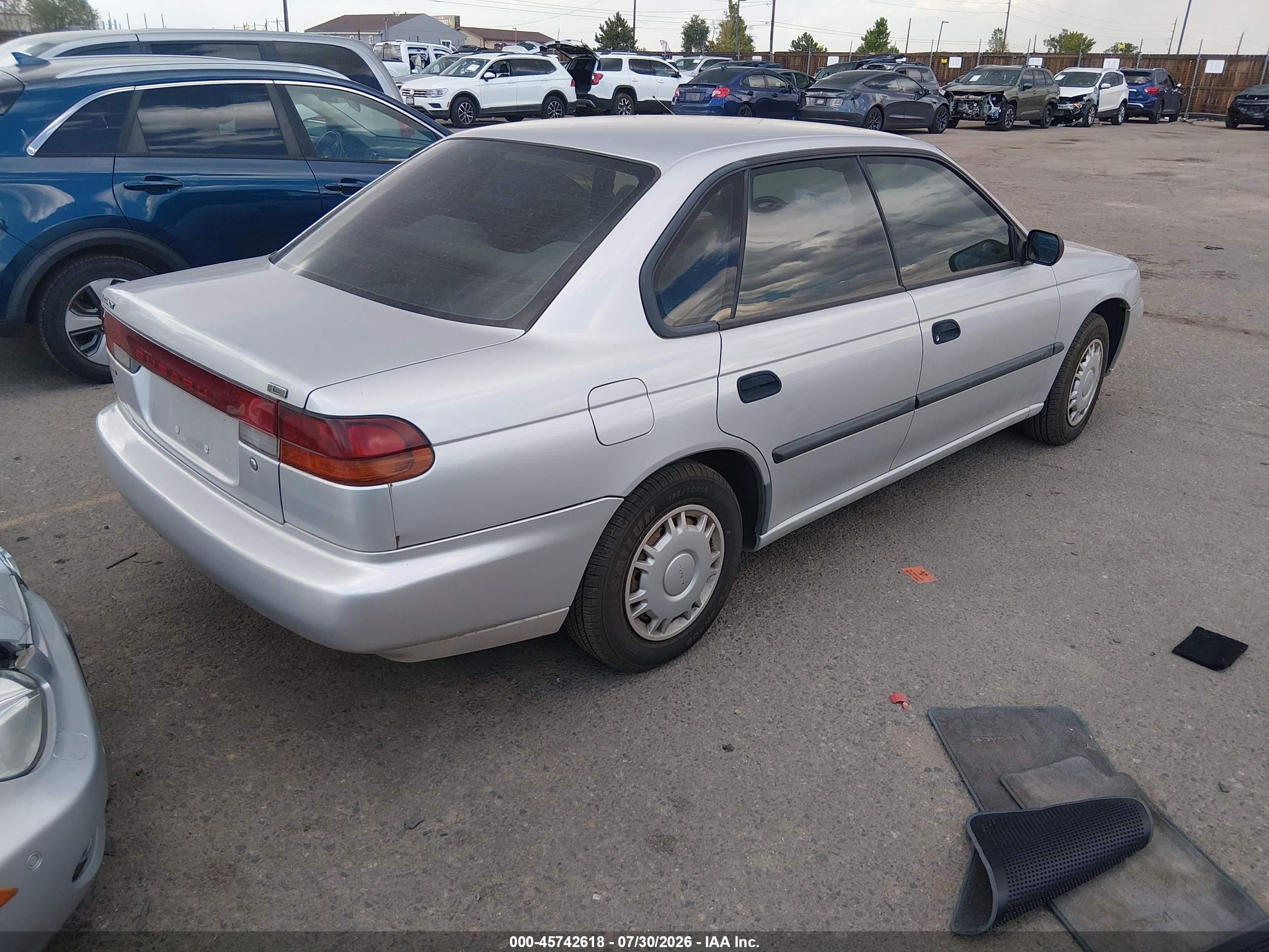 1997 Subaru Legacy L Silver vin: 4S3BD4352V7208486