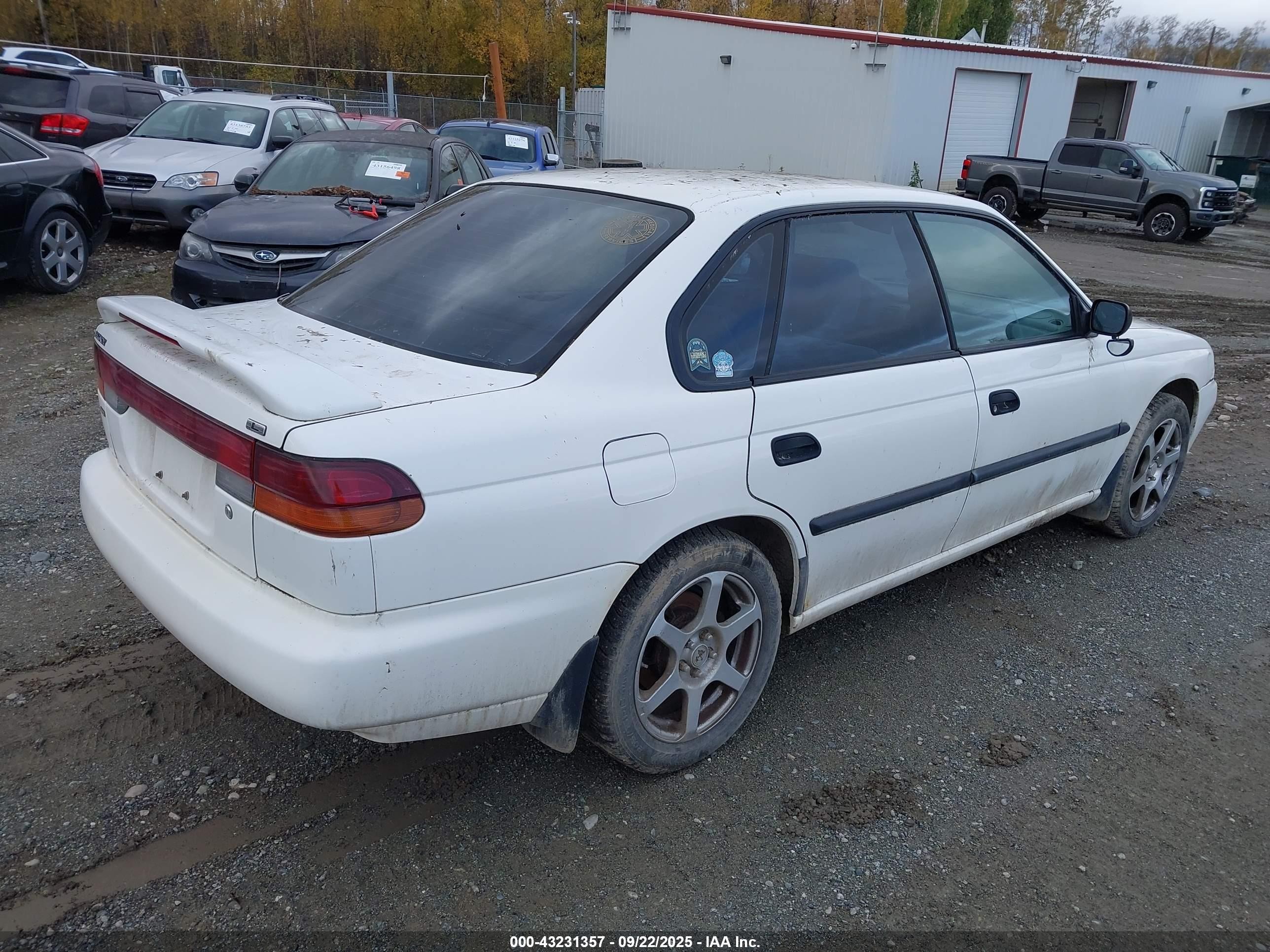 1997 Subaru Legacy L White vin: 4S3BD4353V7215835