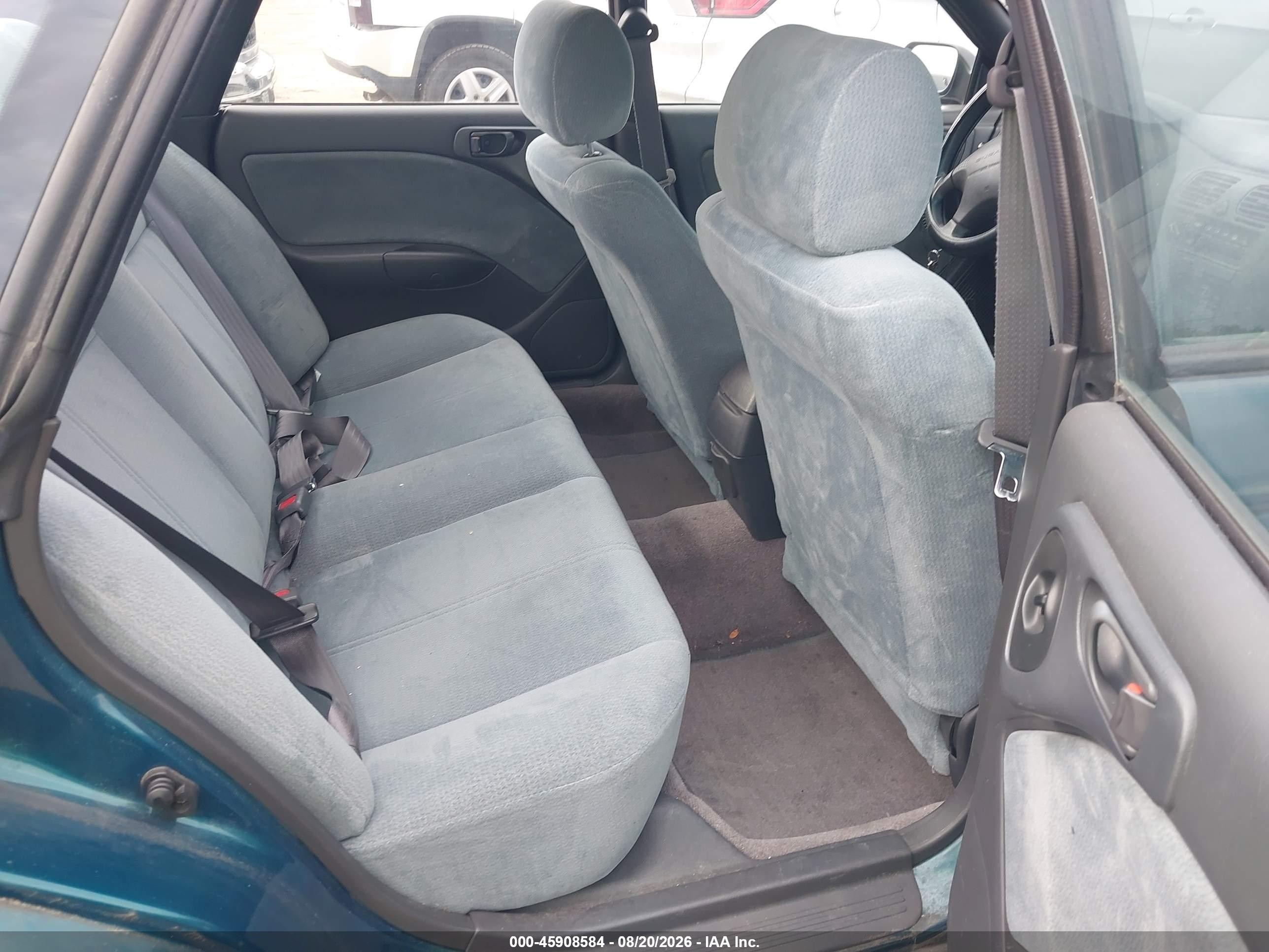 1996 Subaru Legacy L Blue vin: 4S3BD4354T7203738