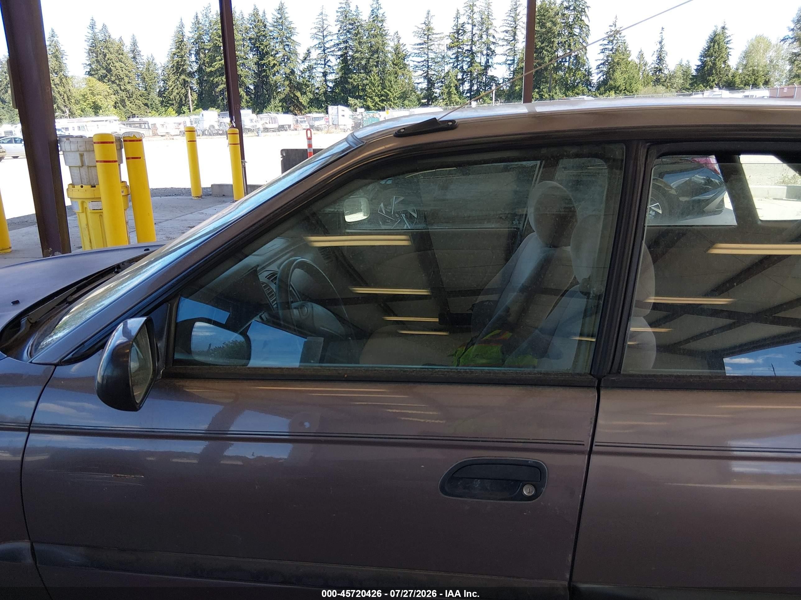 1995 Subaru Legacy L Maroon vin: 4S3BD6352S7221861