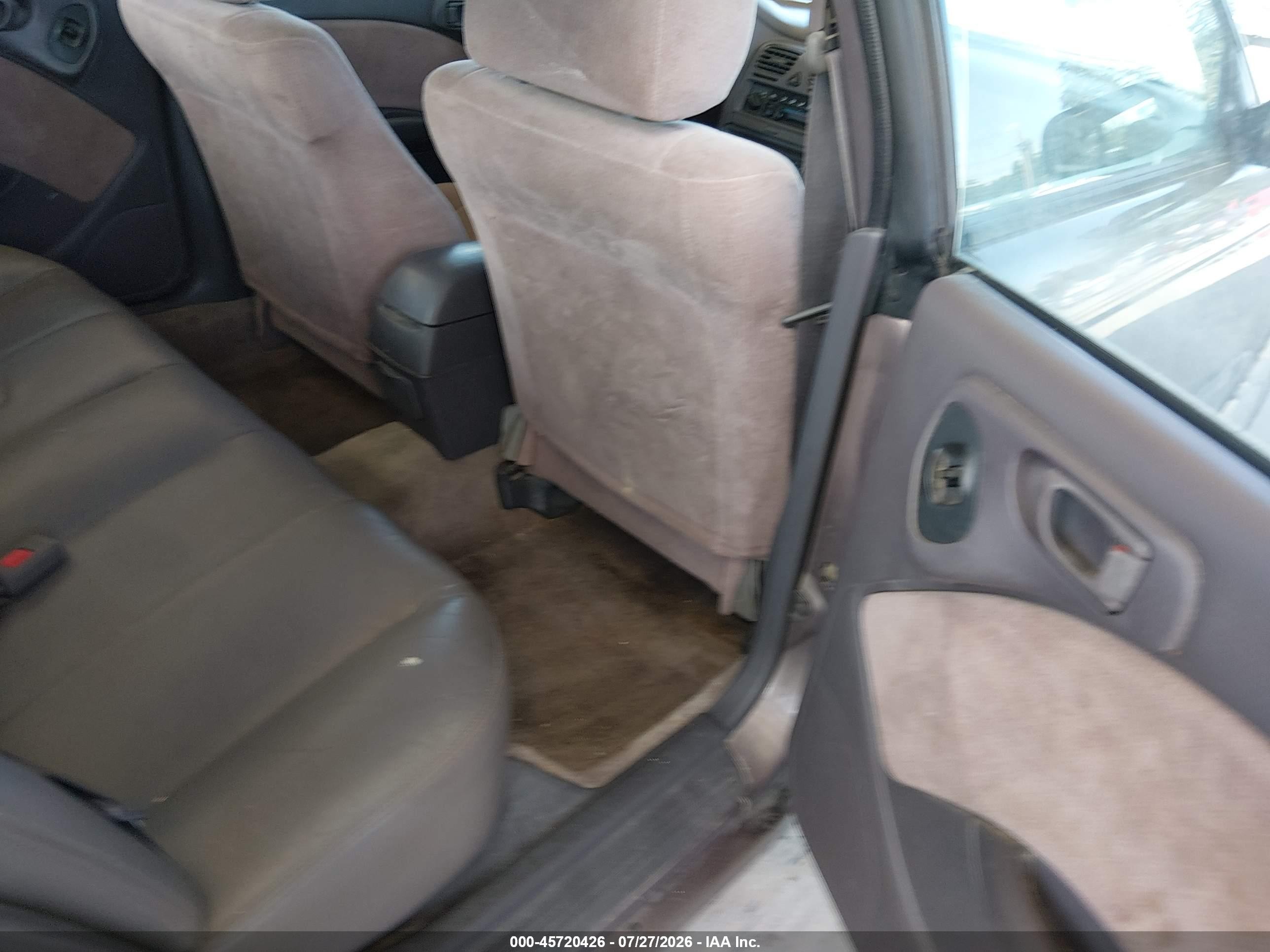 1995 Subaru Legacy L Maroon vin: 4S3BD6352S7221861