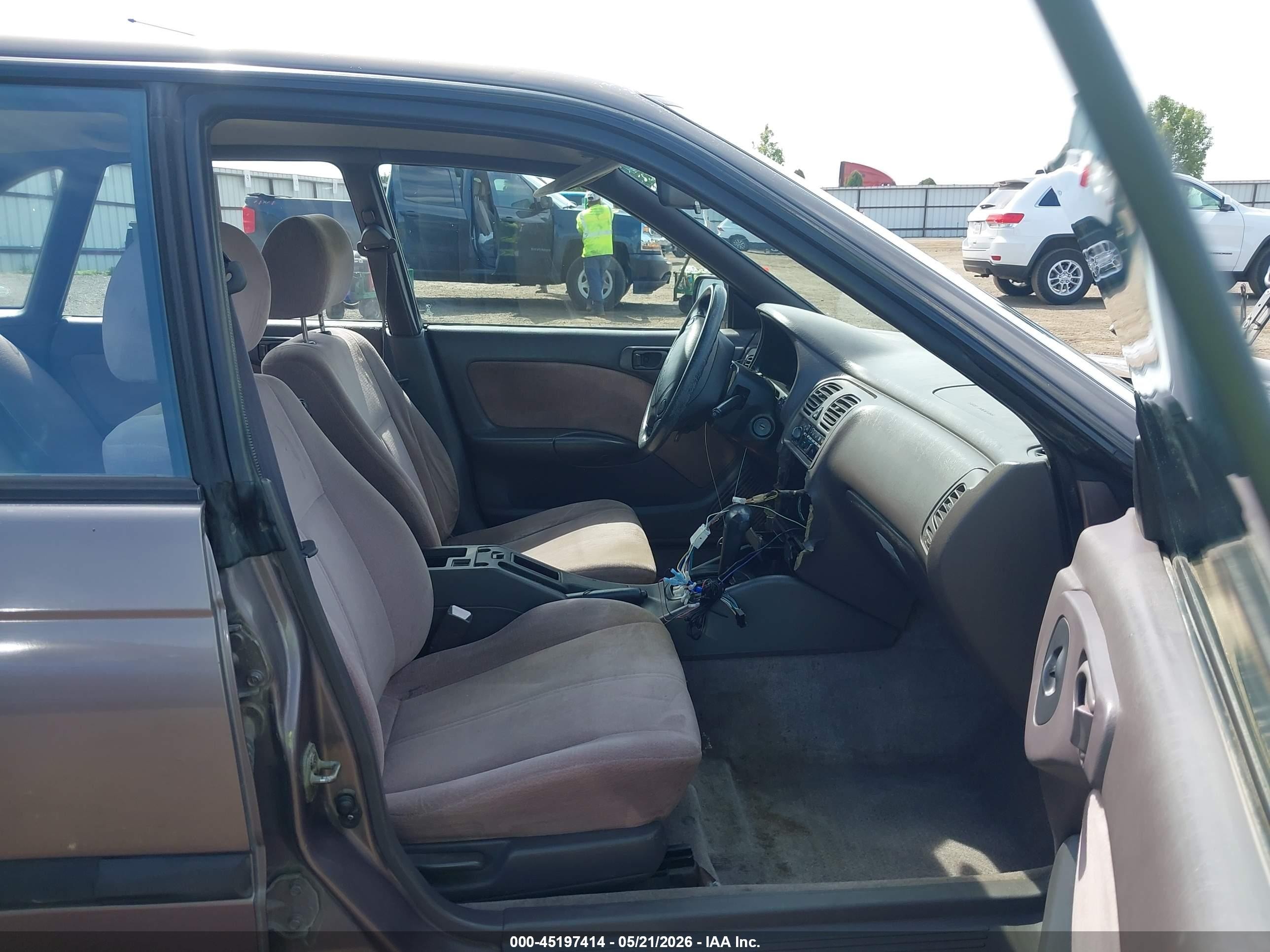 1995 Subaru Legacy L Коричневый vin: 4S3BD6354S7221859