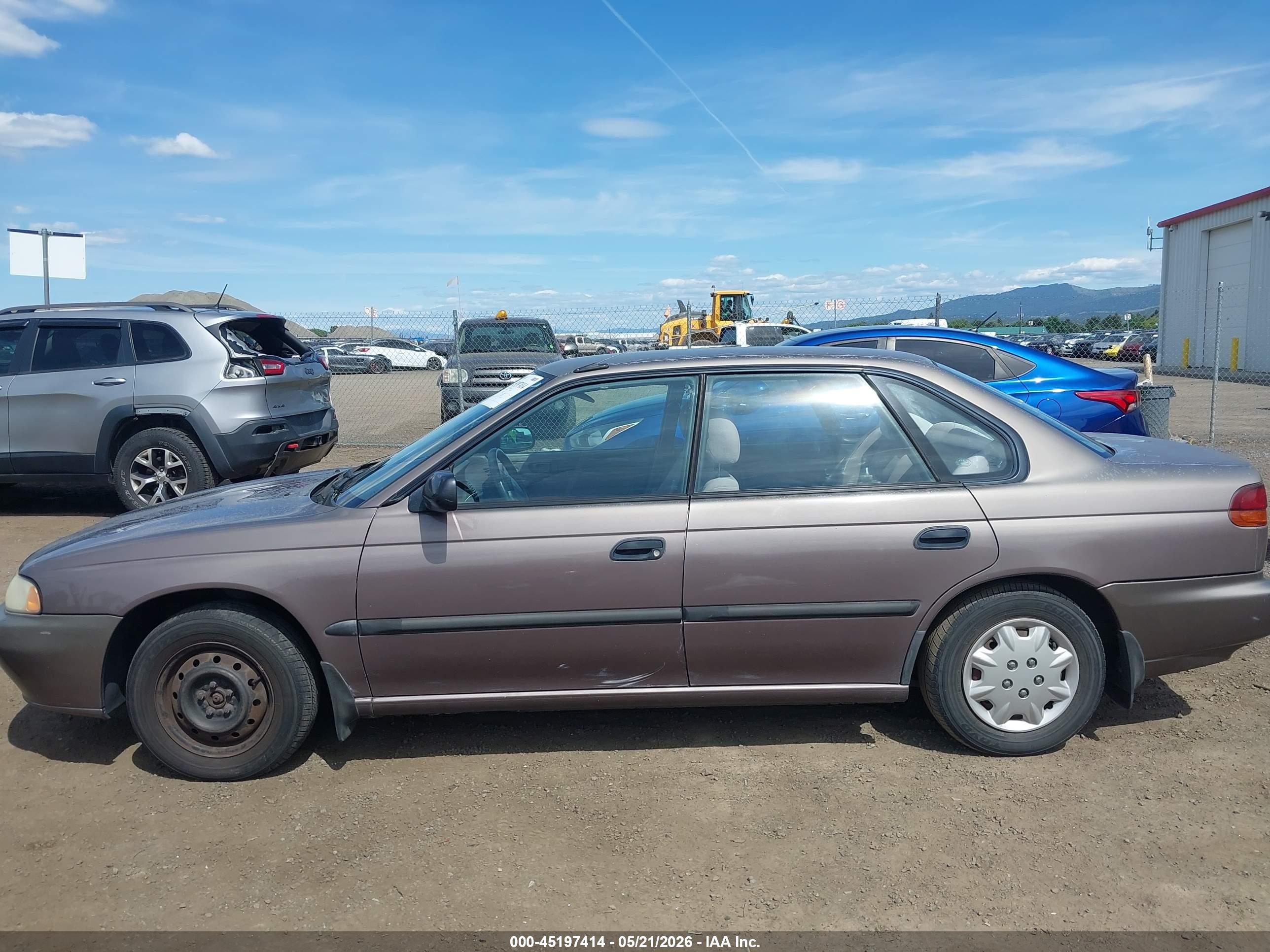 1995 Subaru Legacy L Коричневый vin: 4S3BD6354S7221859