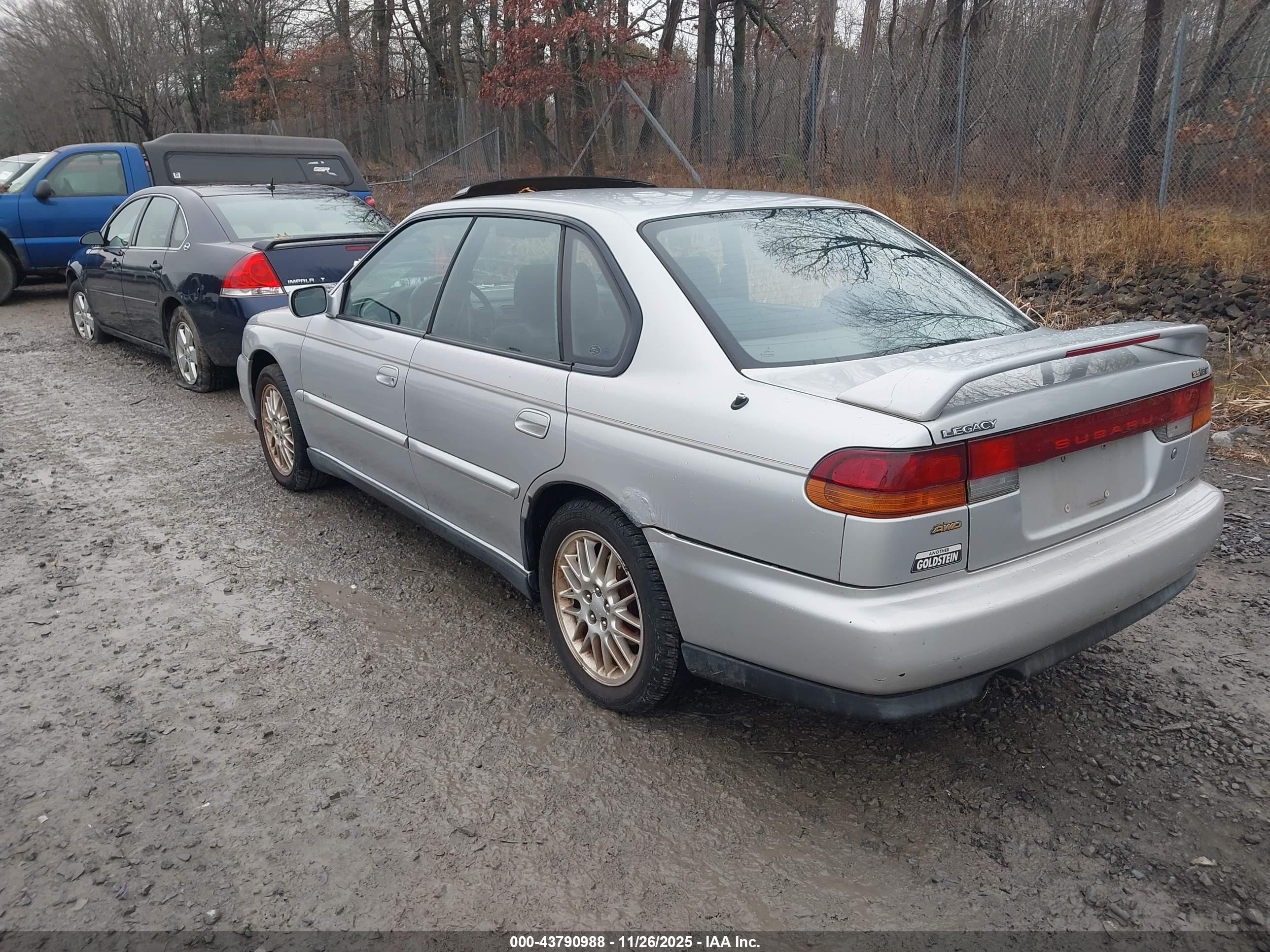 1998 Subaru Legacy Gt/gt Limited Silver vin: 4S3BD6758W7203333