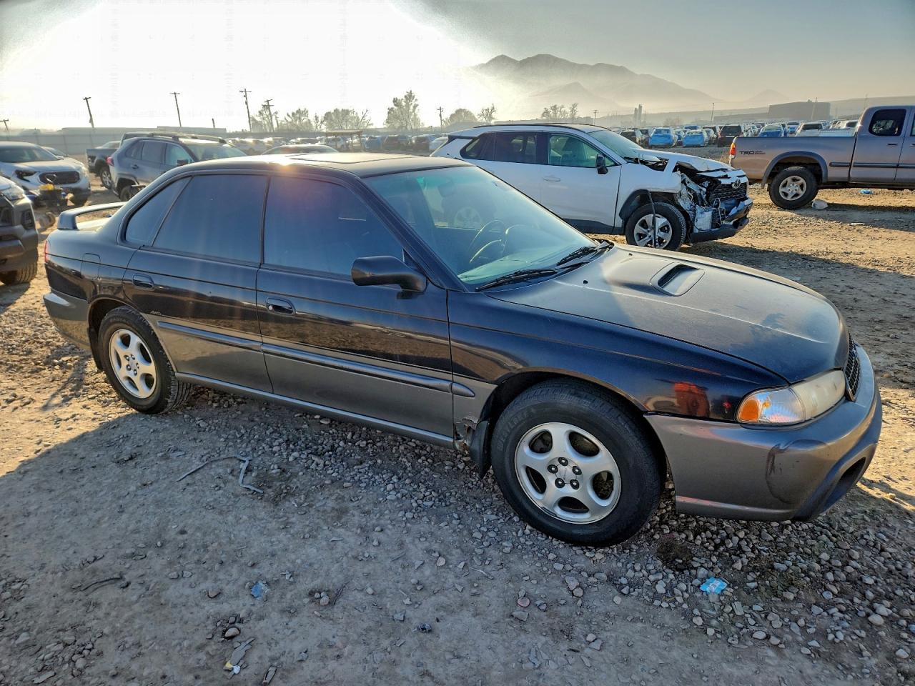 1999 Subaru Legacy 30th Anniversary Sus Двухцветный vin: 4S3BD6853X7241181