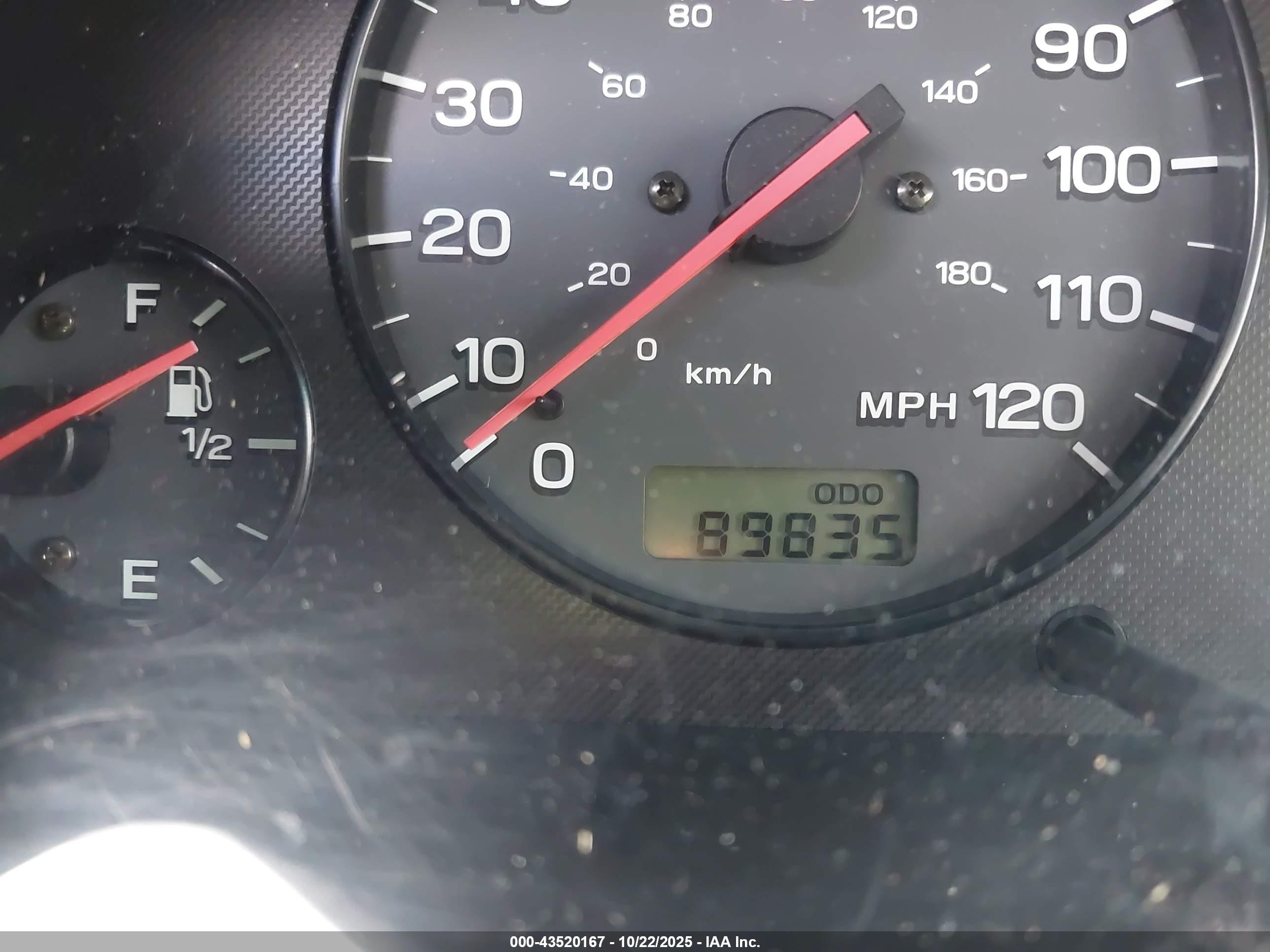 2000 Subaru Legacy L White vin: 4S3BE6350Y7205731