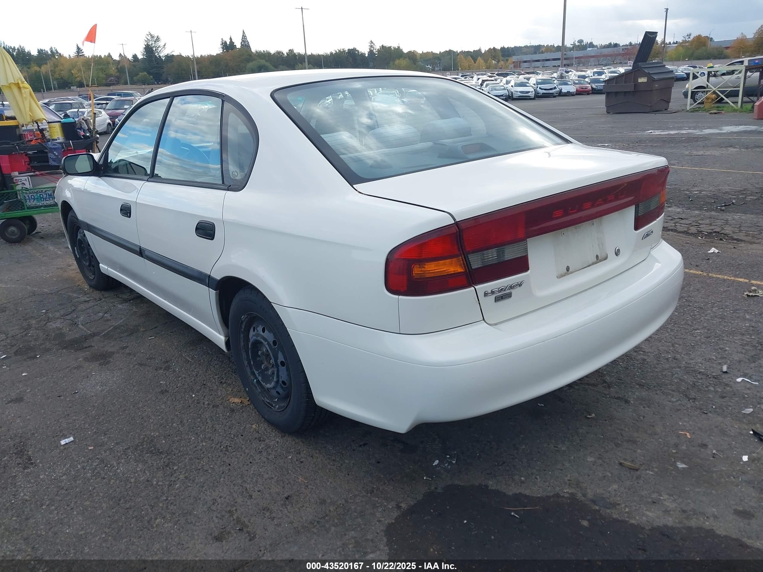 2000 Subaru Legacy L White vin: 4S3BE6350Y7205731