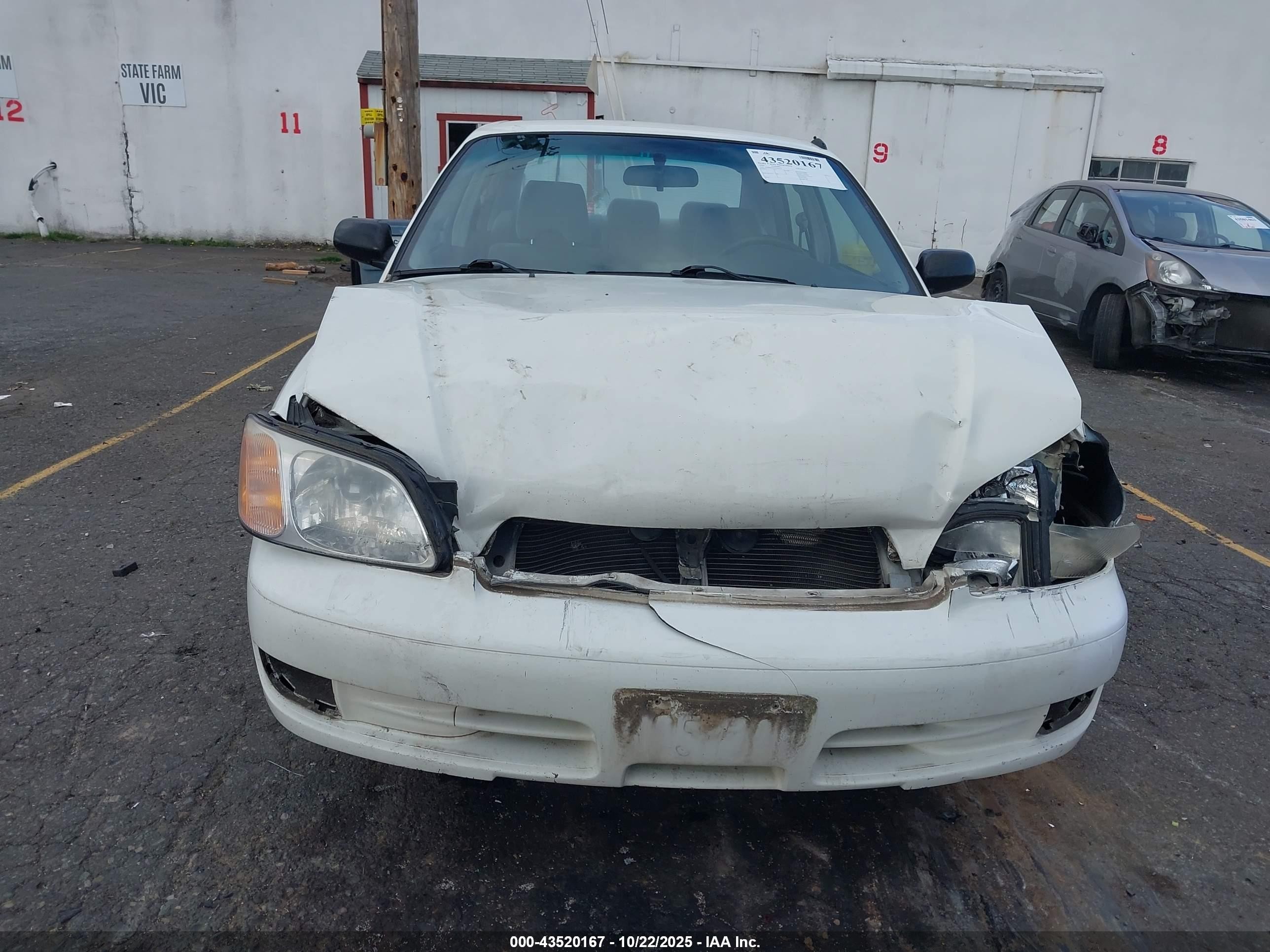 2000 Subaru Legacy L White vin: 4S3BE6350Y7205731