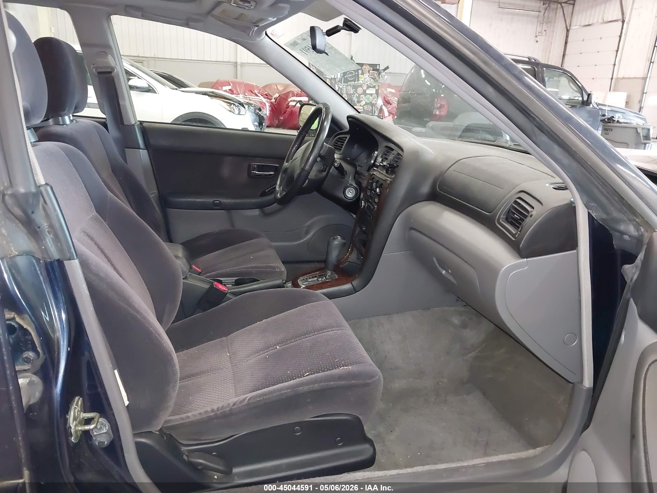 2003 Subaru Legacy L/l W/special Edition Package Blue vin: 4S3BE635537204213
