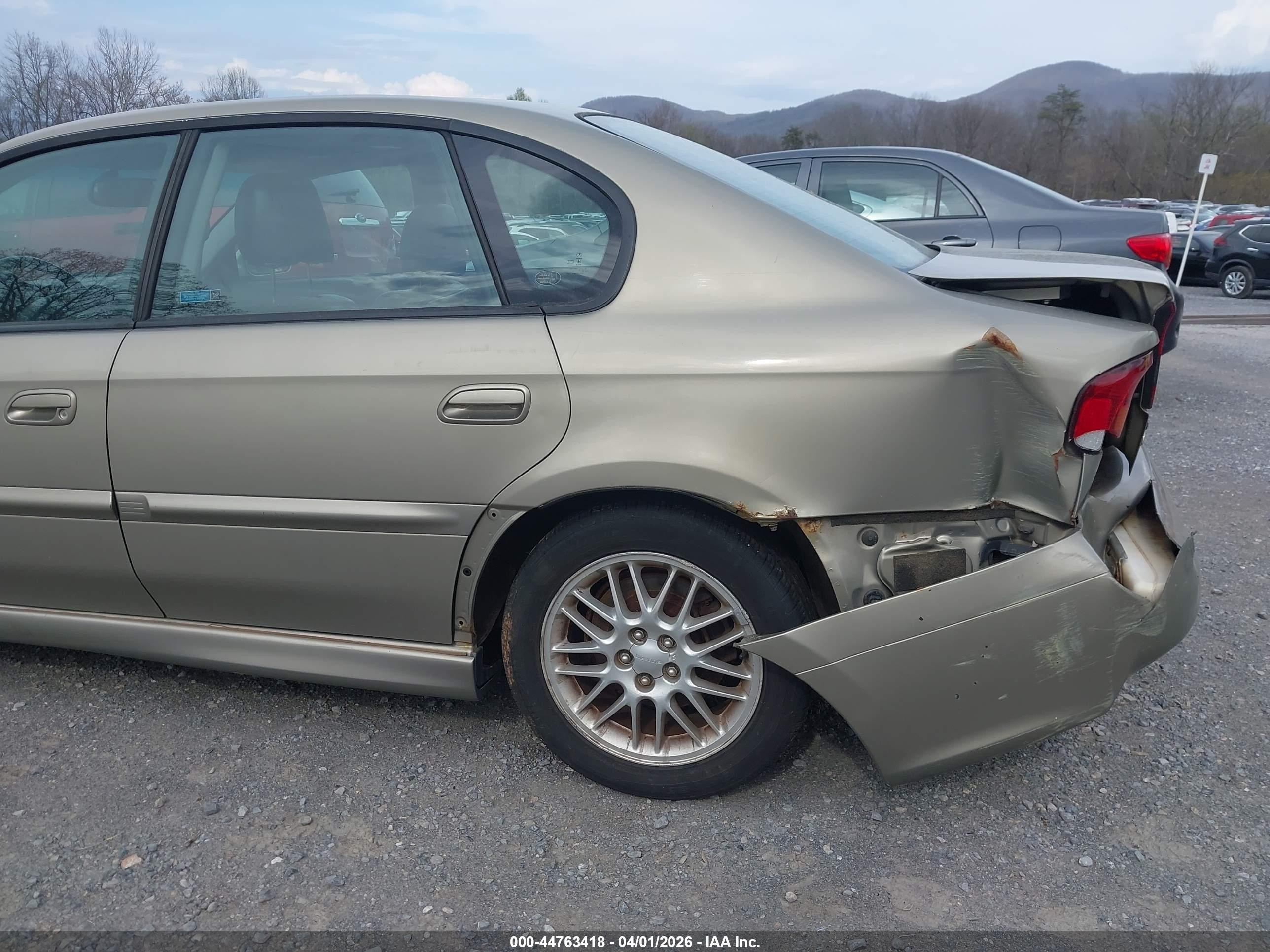 2000 Subaru Legacy Gt Limited Gold vin: 4S3BE656XY7206066