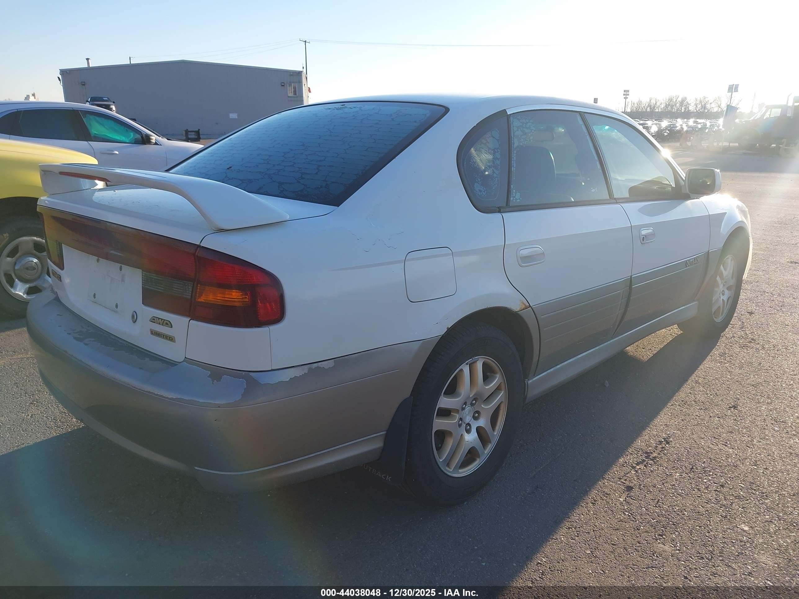 2000 Subaru Outback Limited White vin: 4S3BE6866Y7204889