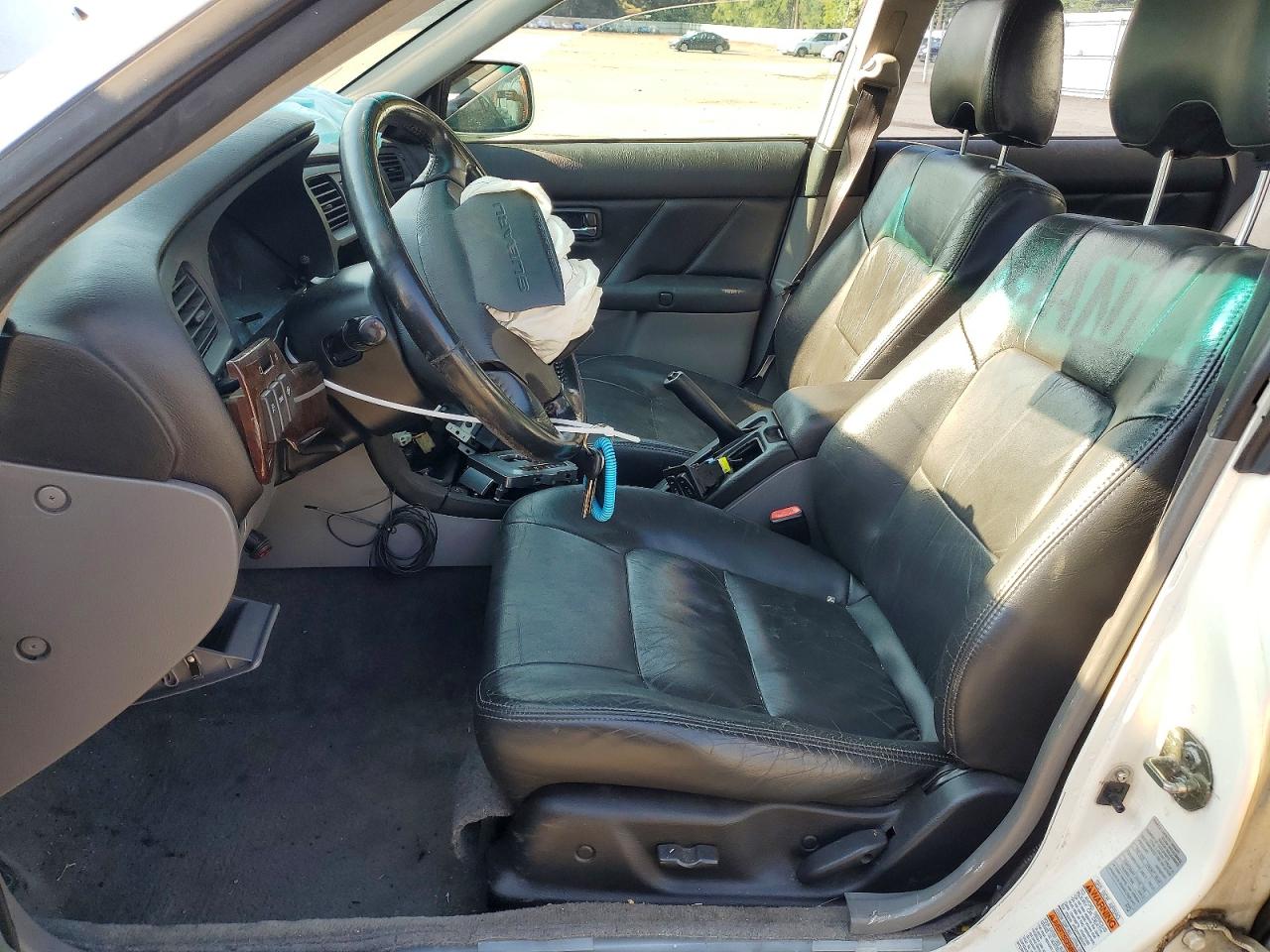 2000 Subaru Legacy Outback Limited Two Tone vin: 4S3BE6868Y7214260