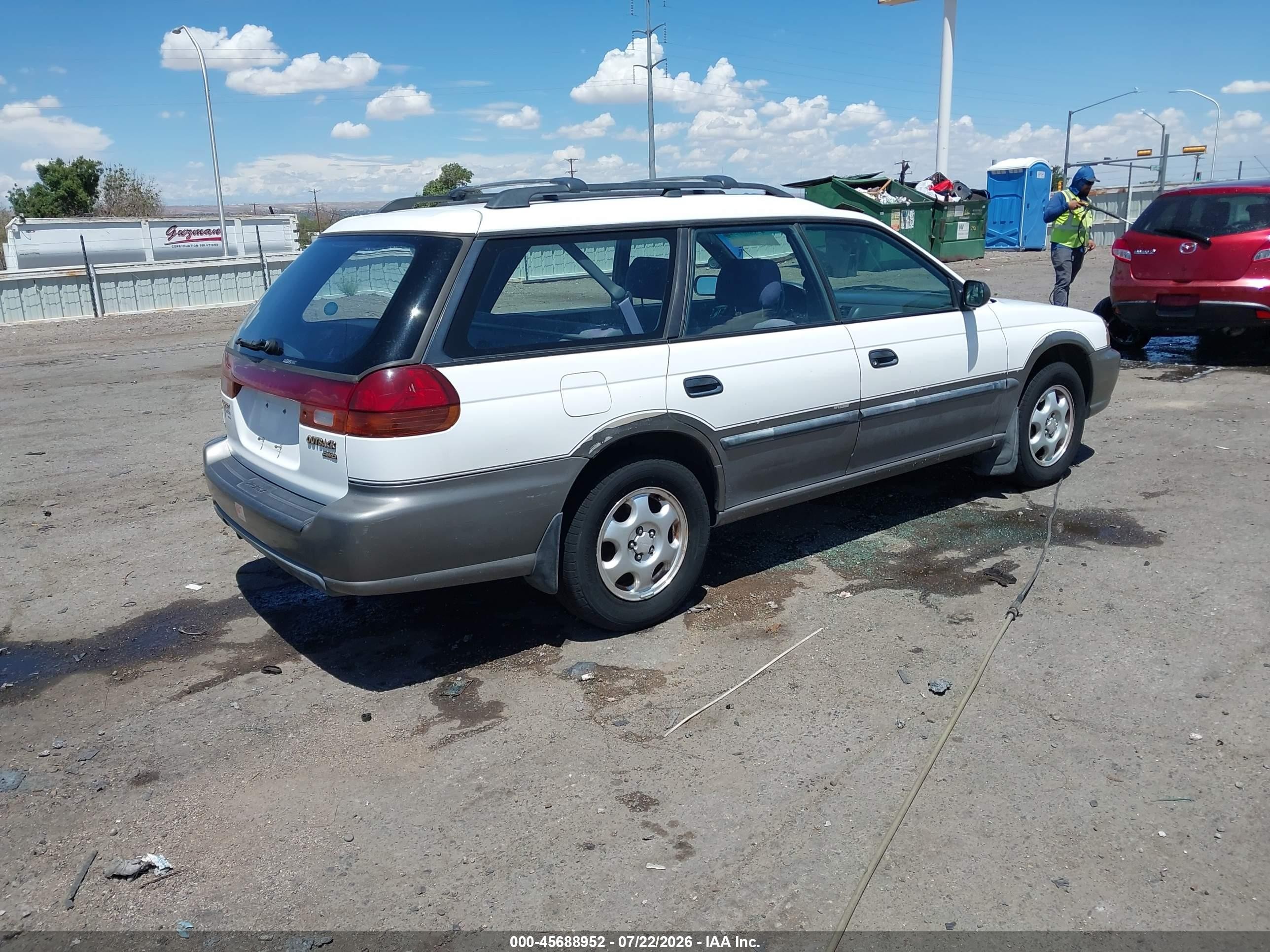 1996 Subaru Legacy Outback White vin: 4S3BG4853T6384093