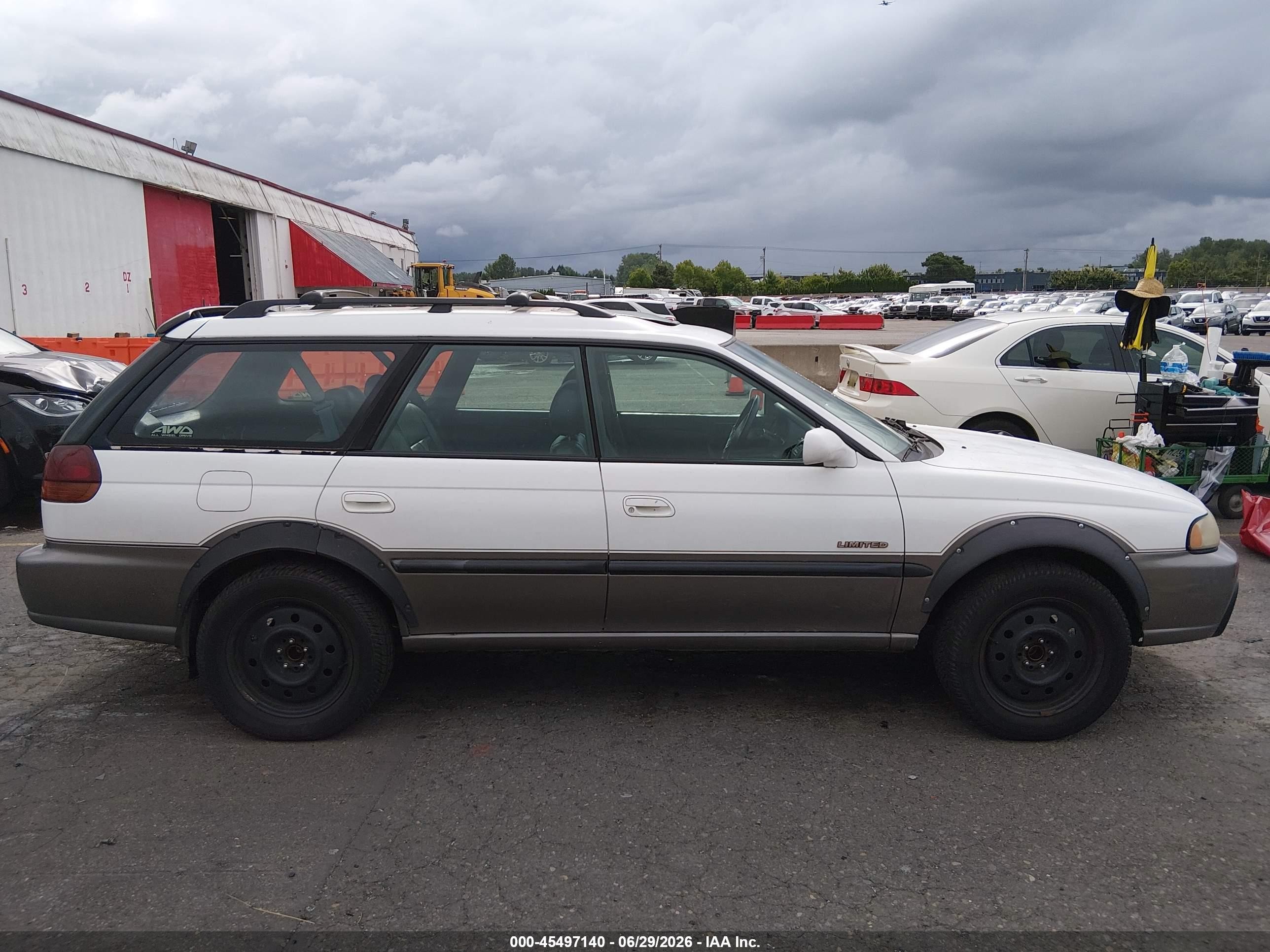 1998 Subaru Legacy Outback/outback Limited/outback Sport White vin: 4S3BG6853W7608327