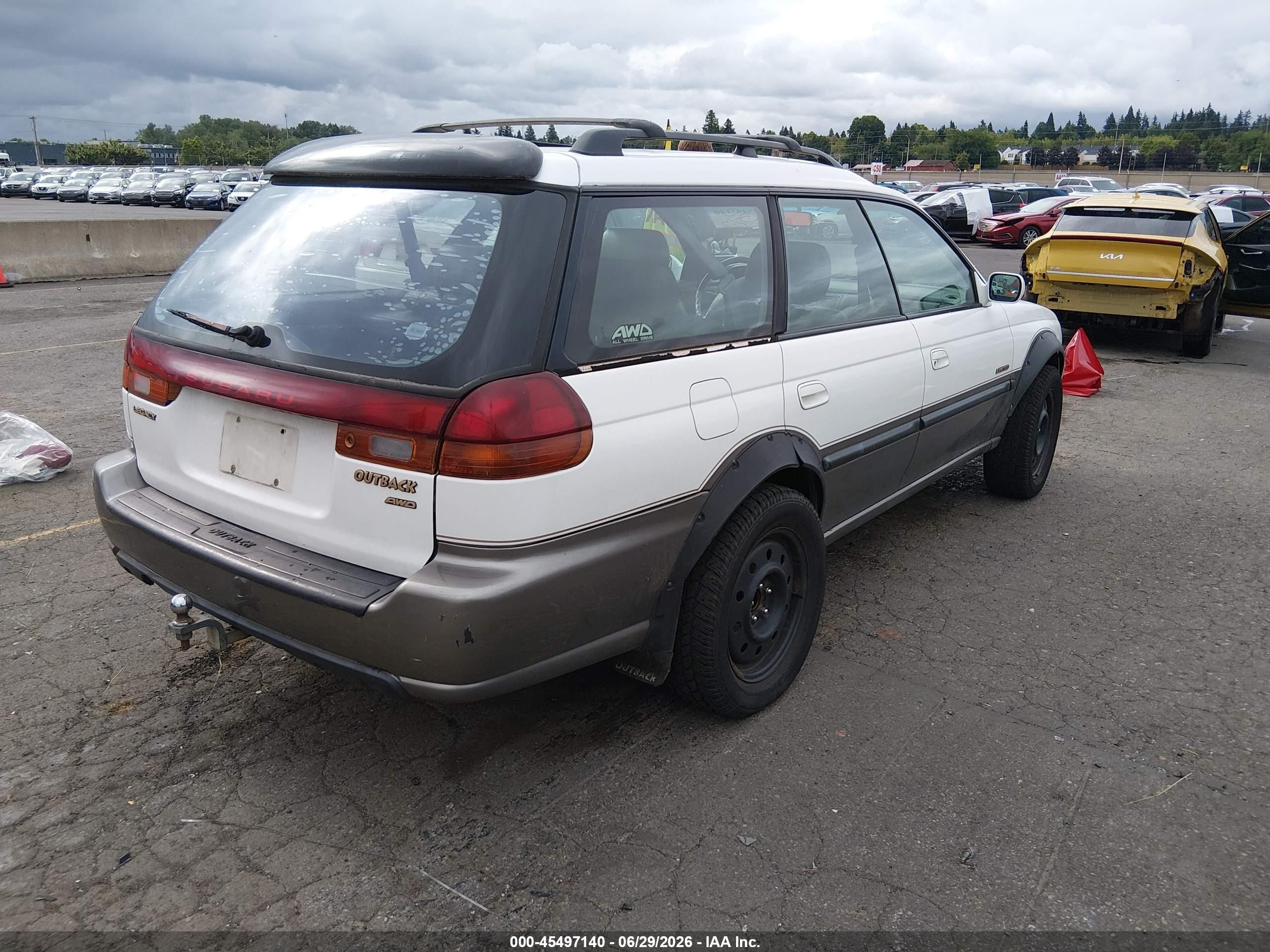 1998 Subaru Legacy Outback/outback Limited/outback Sport White vin: 4S3BG6853W7608327