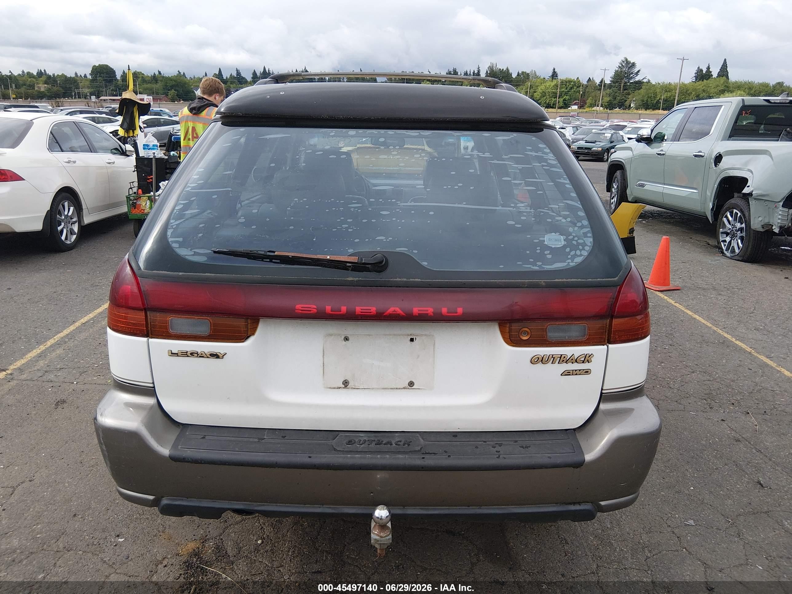 1998 Subaru Legacy Outback/outback Limited/outback Sport White vin: 4S3BG6853W7608327