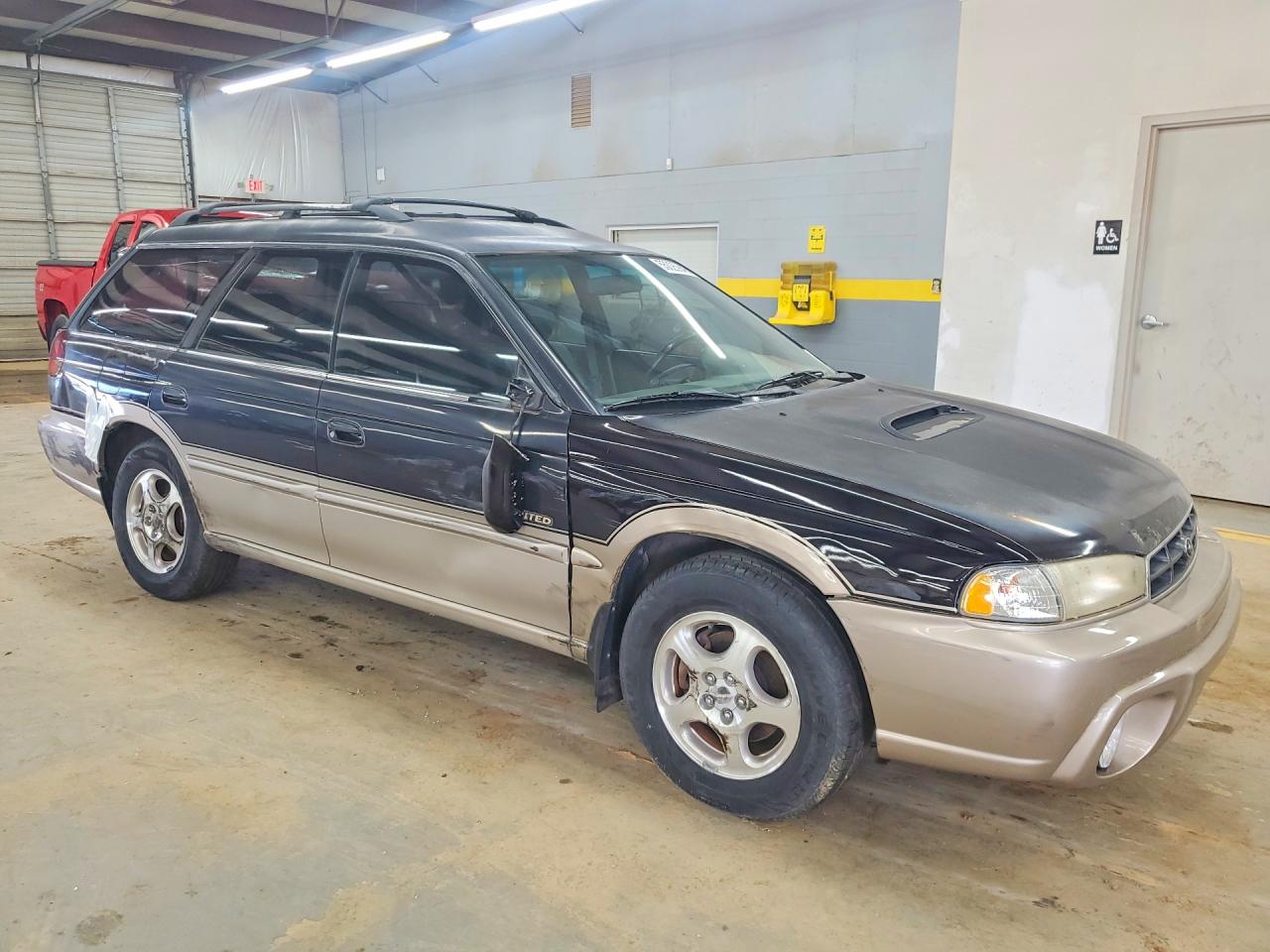 1998 Subaru Legacy 30th Anniversary Outback Черный vin: 4S3BG6853W7650657