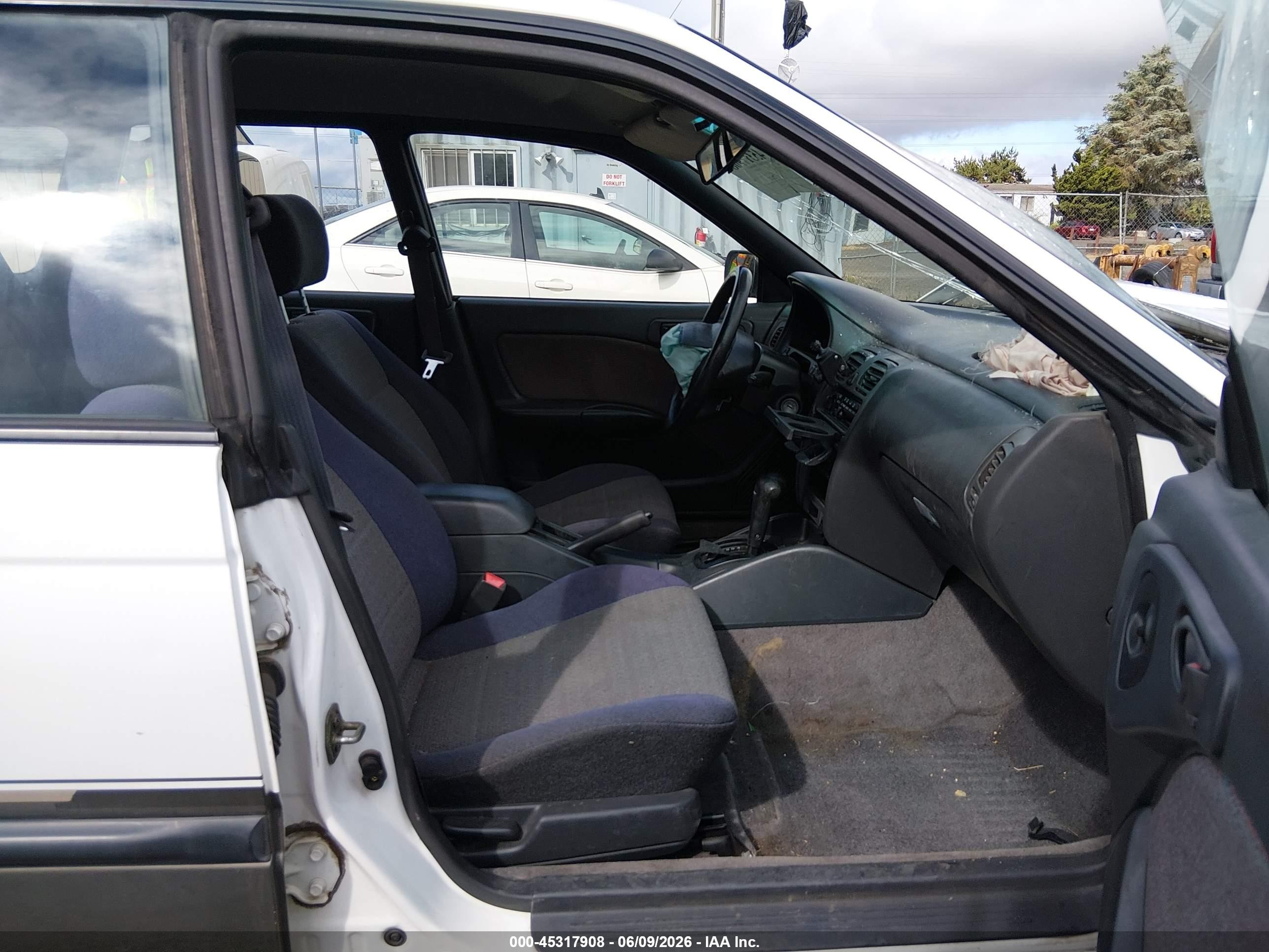 1996 Subaru Legacy Outback White vin: 4S3BG6854T7388692