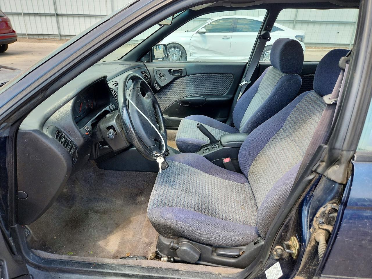 1998 Subaru Legacy 30th Anniversary Outback Blue vin: 4S3BG6856W6624401
