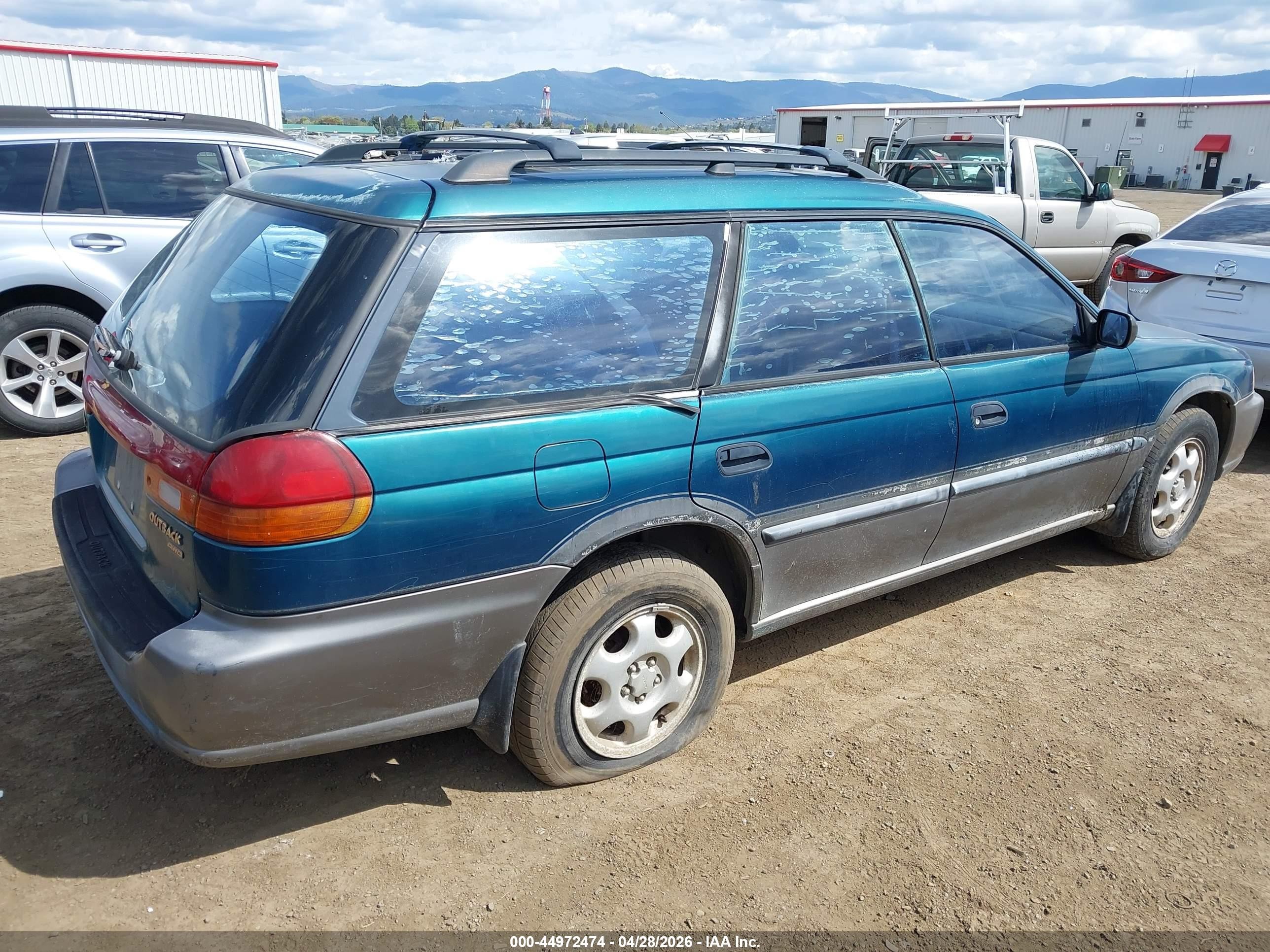 1996 Subaru Legacy Outback Зеленый vin: 4S3BG6857T7371224