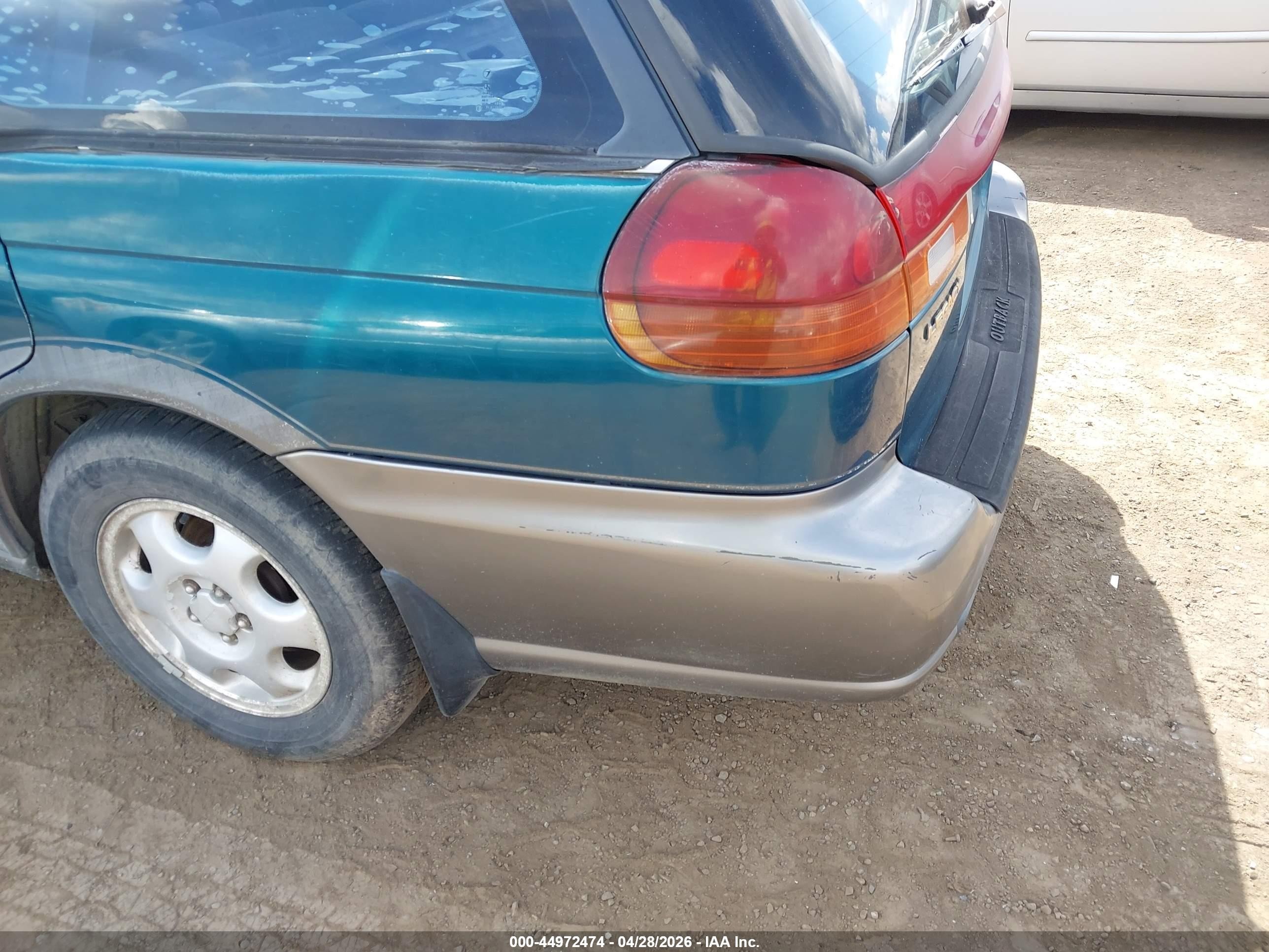 1996 Subaru Legacy Outback Зеленый vin: 4S3BG6857T7371224