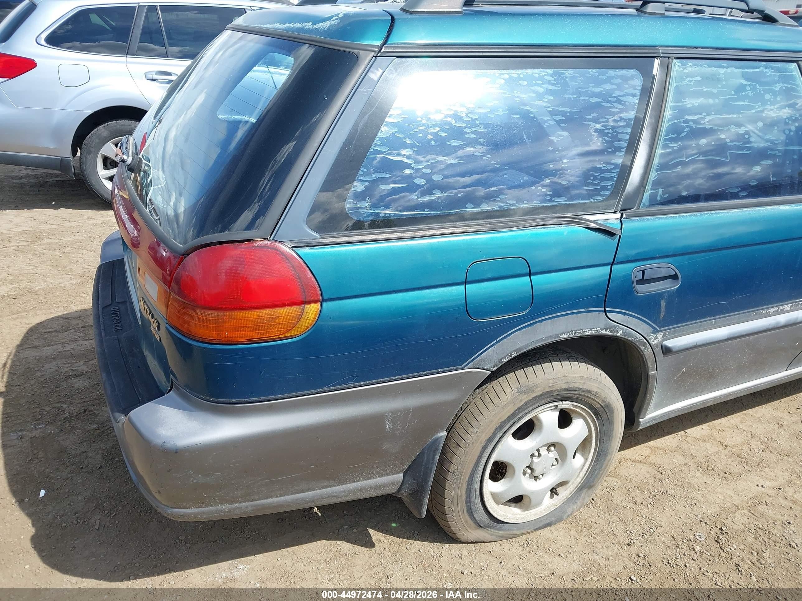 1996 Subaru Legacy Outback Зеленый vin: 4S3BG6857T7371224
