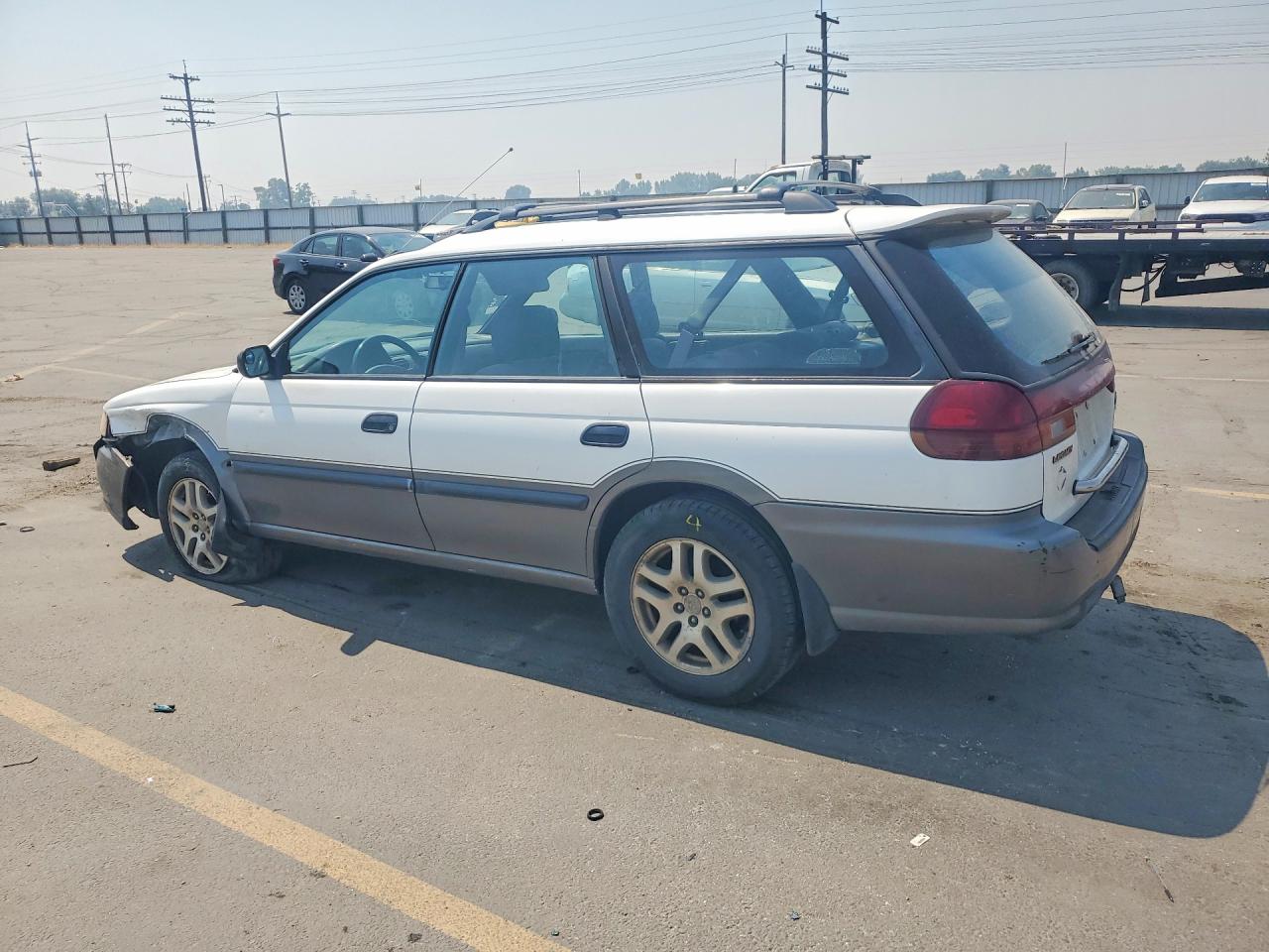 1997 Subaru Legacy Outback White vin: 4S3BG6859V7649656
