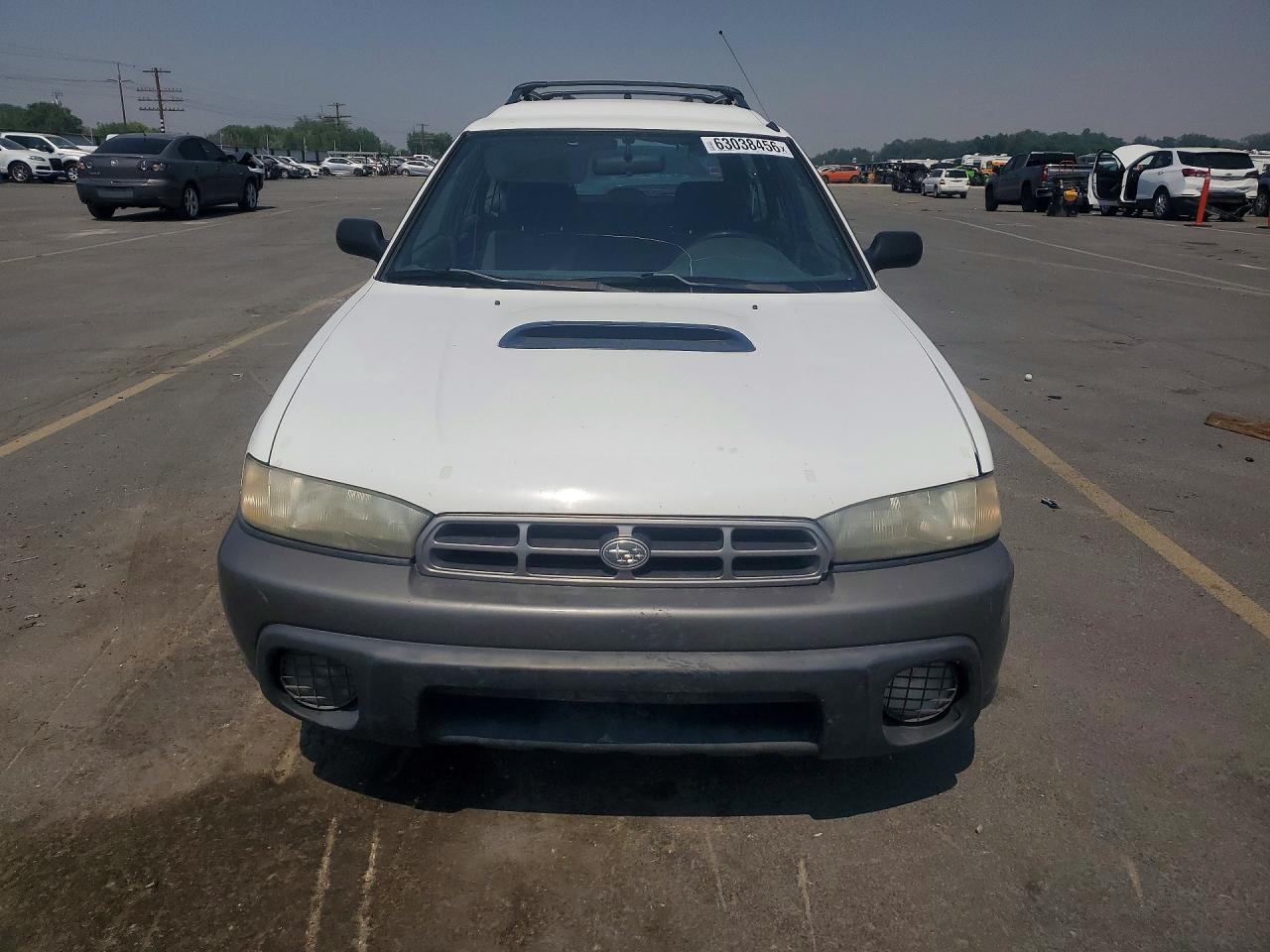 1997 Subaru Legacy Outback White vin: 4S3BG6859V7649656