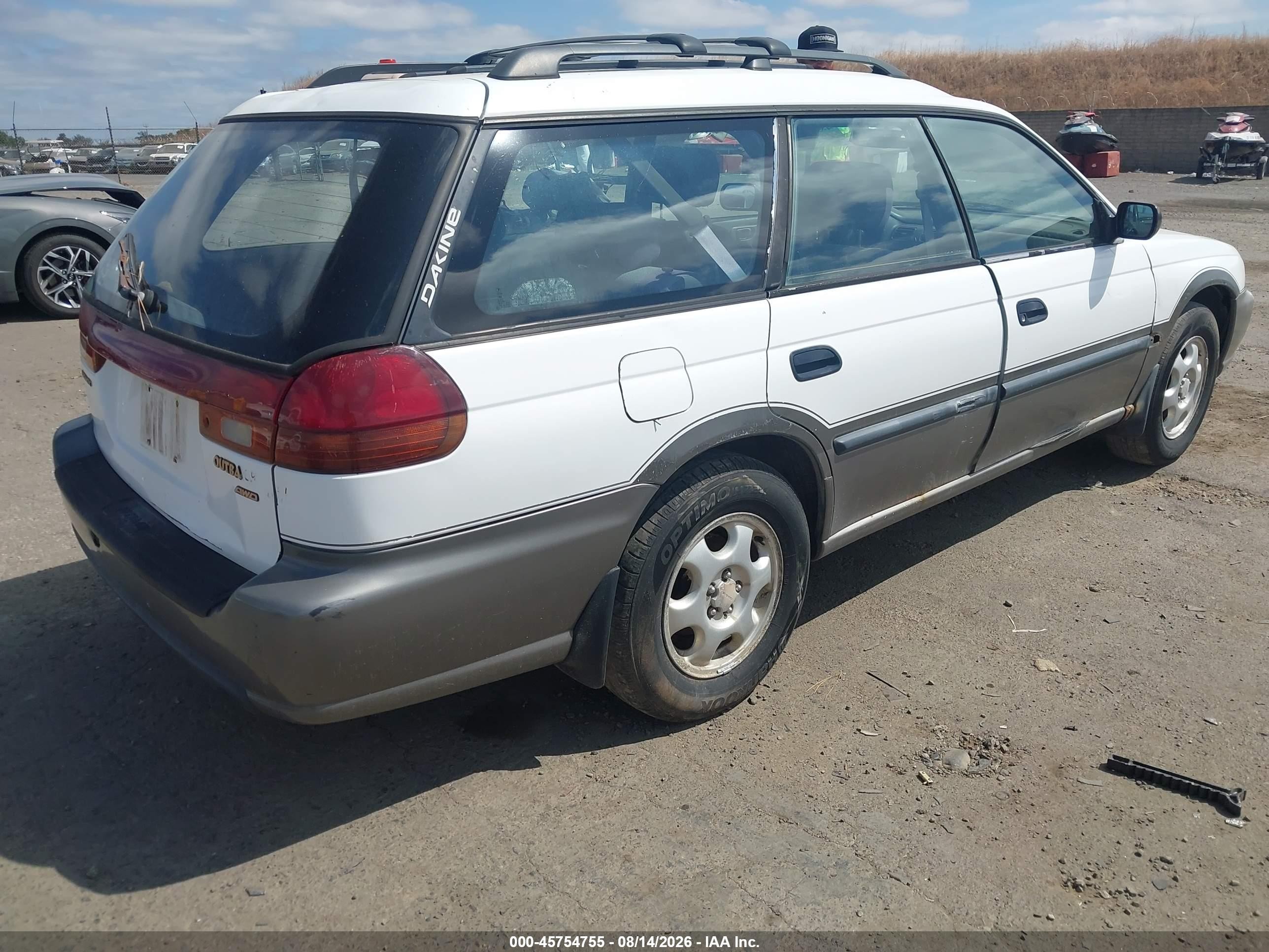 1997 Subaru Legacy Outback/outback Limited White vin: 4S3BG685XV7617539