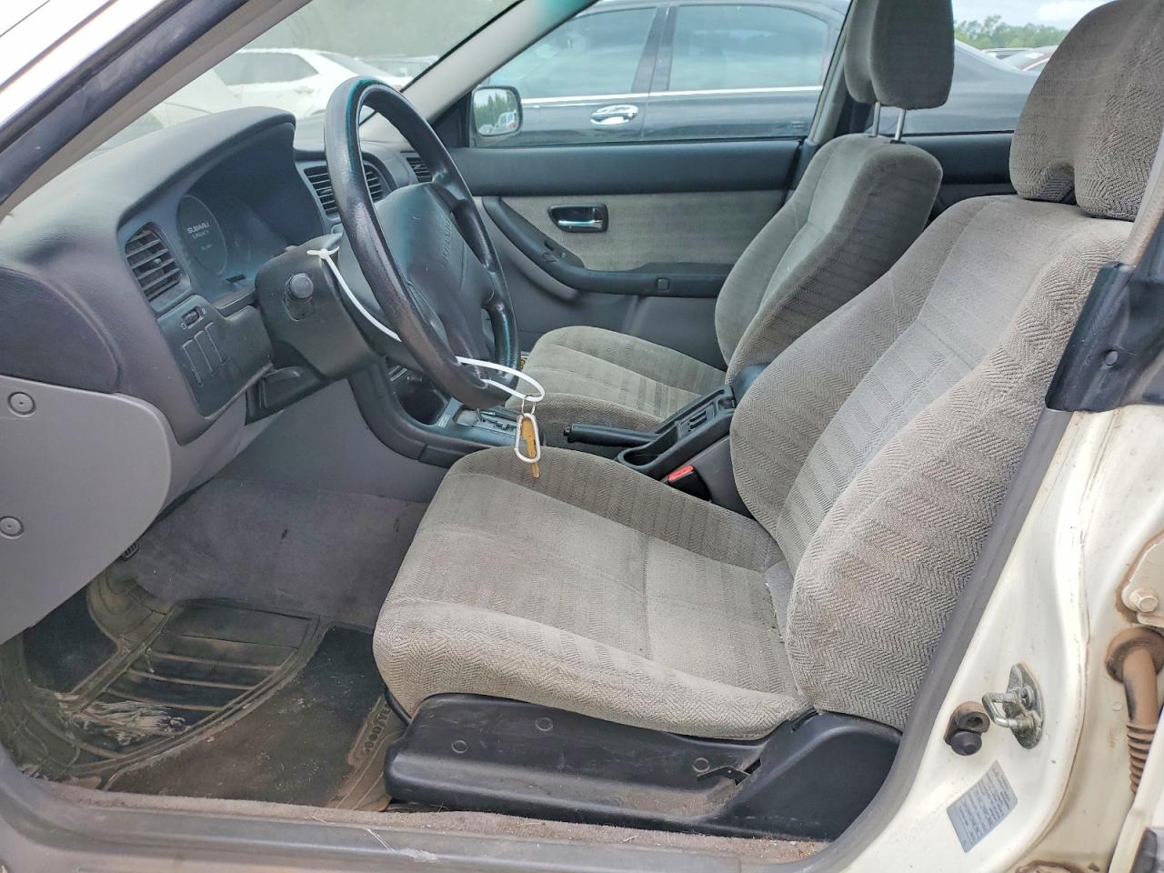 2000 Subaru Legacy Brighton White vin: 4S3BH6252Y7312840