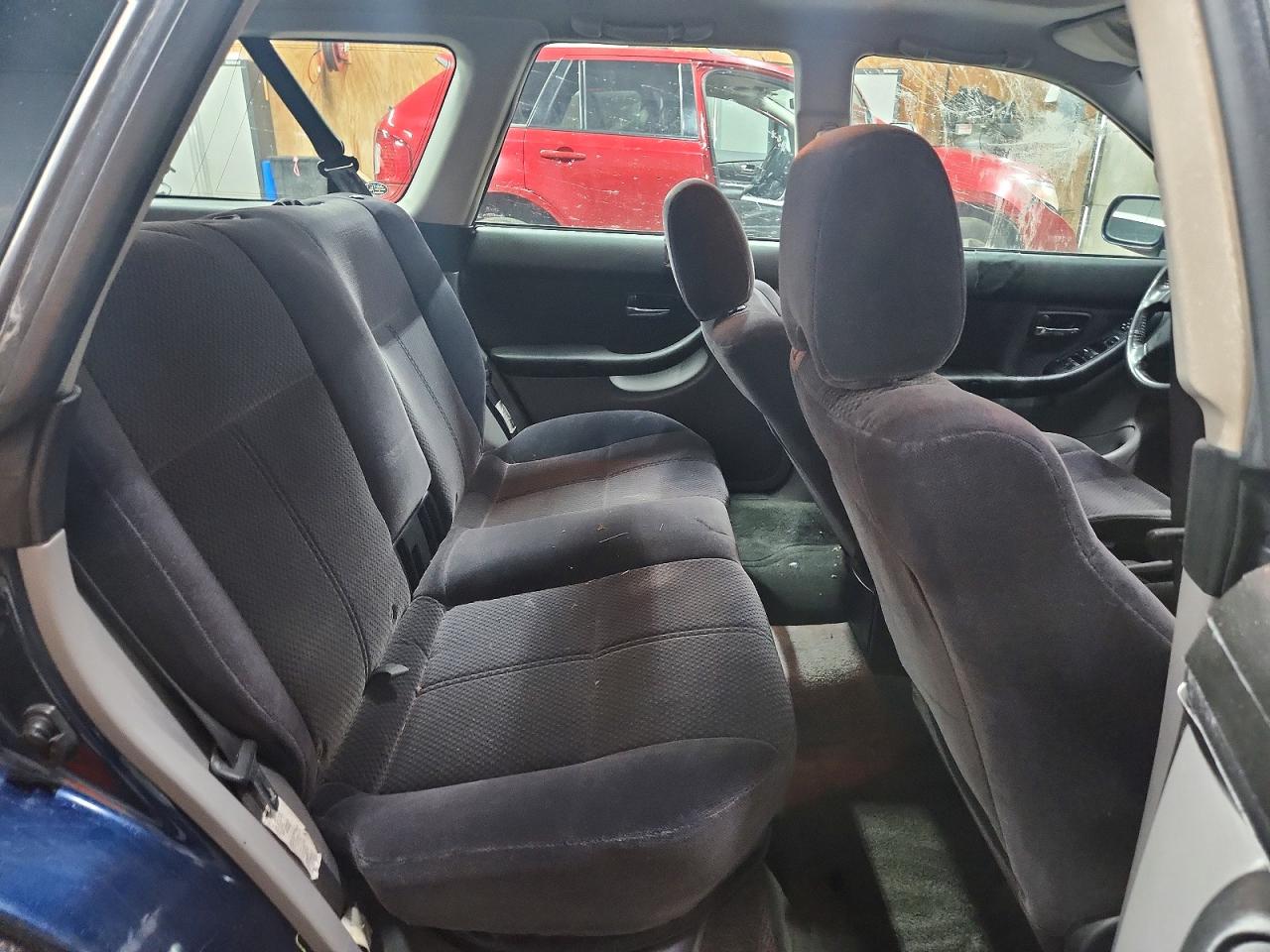 2004 Subaru Legacy L Special Blue vin: 4S3BH625647304721