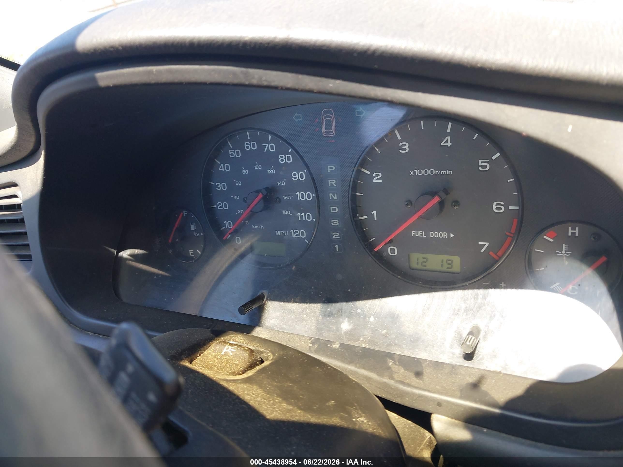 2000 Subaru Legacy L Green vin: 4S3BH6352Y7300427