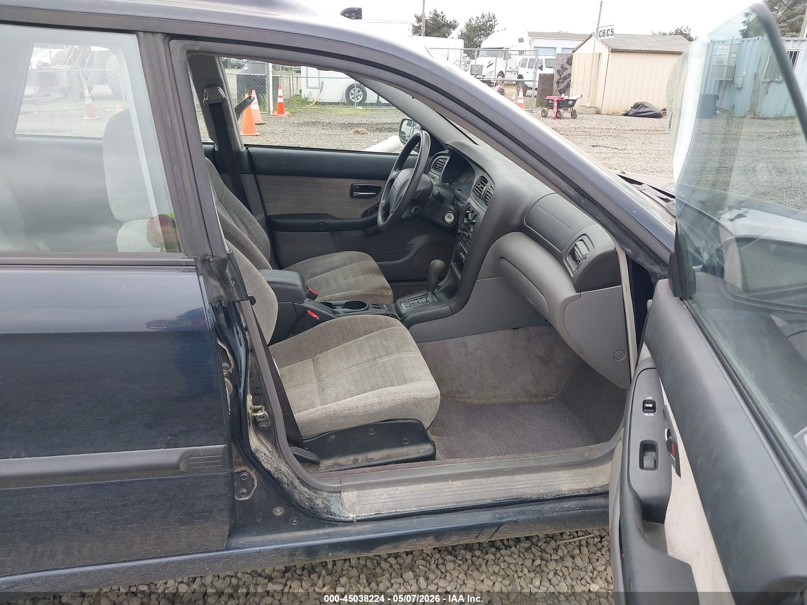 2002 Subaru Legacy L Blue vin: 4S3BH635427304891