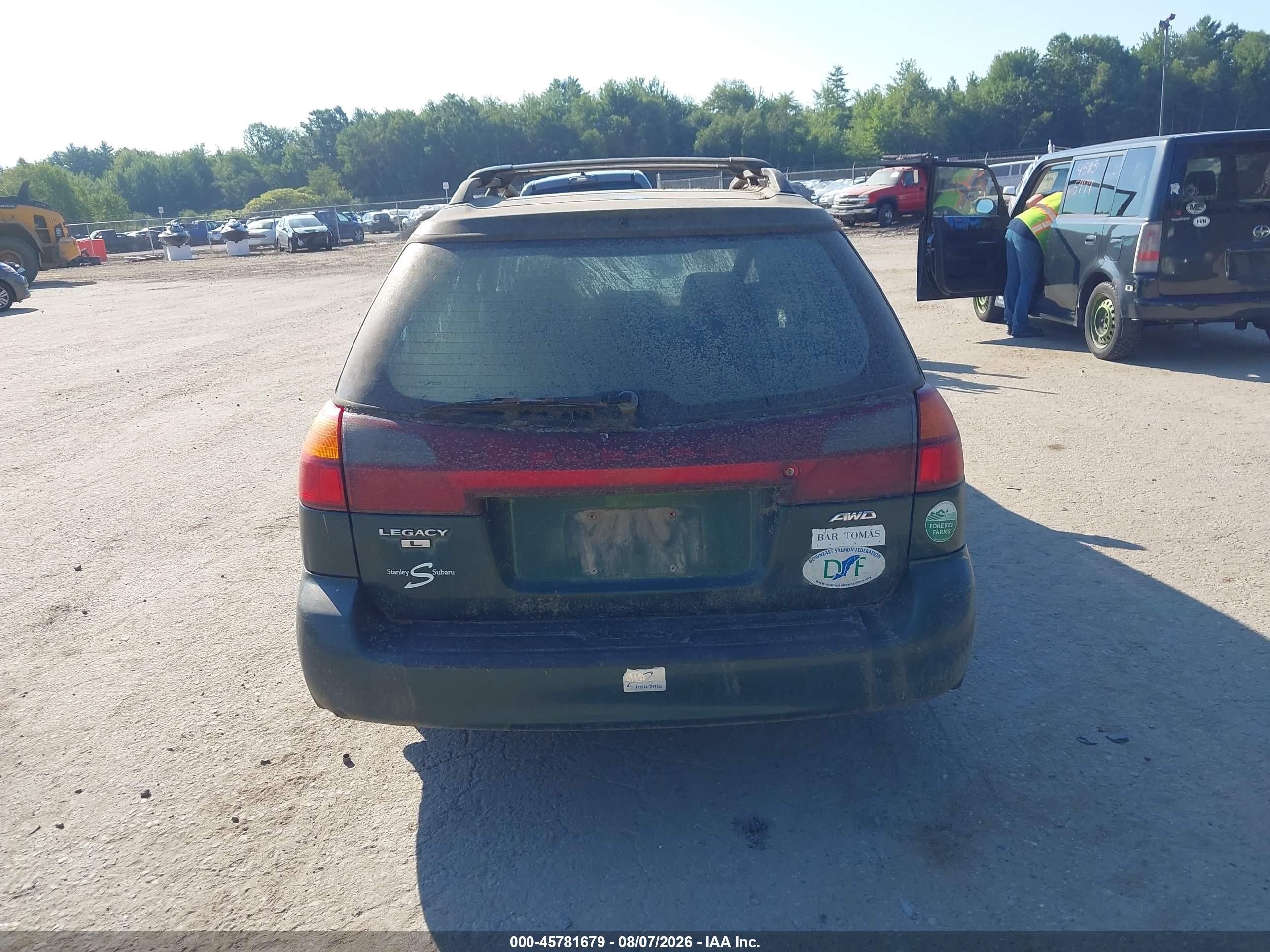 2001 Subaru Legacy L Зеленый vin: 4S3BH635516306654