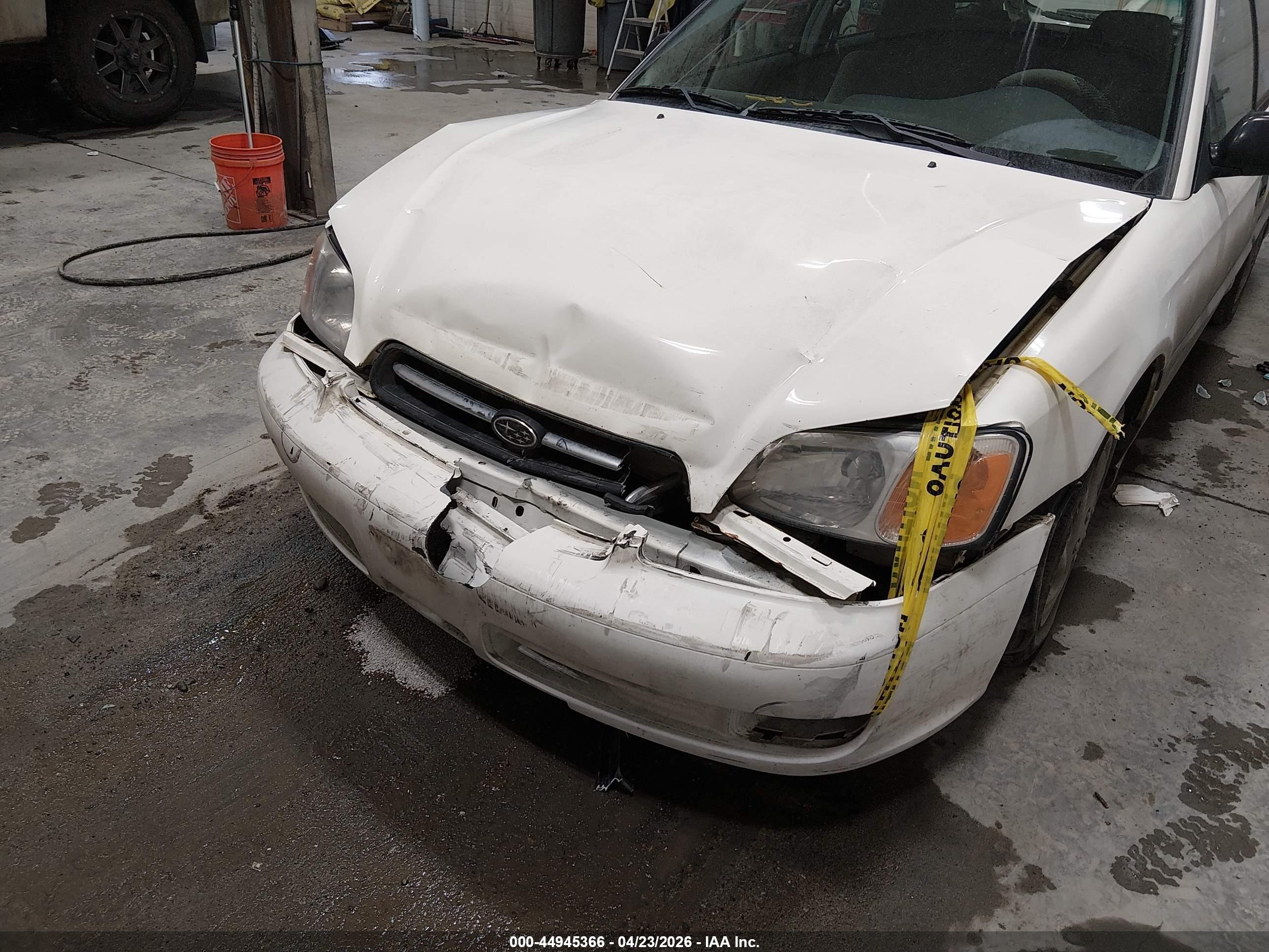 2000 Subaru Legacy L White vin: 4S3BH6355Y7308909