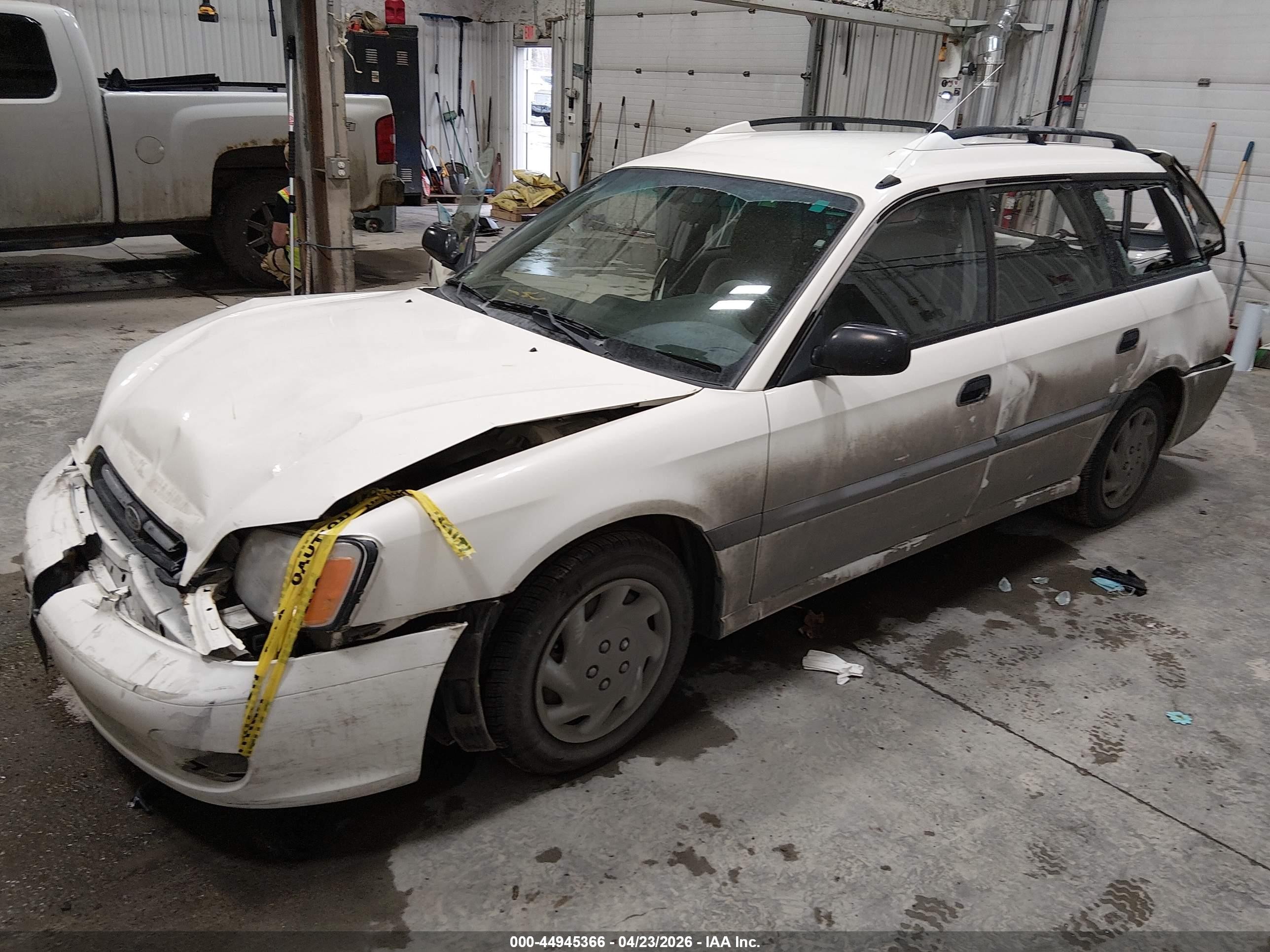 2000 Subaru Legacy L White vin: 4S3BH6355Y7308909
