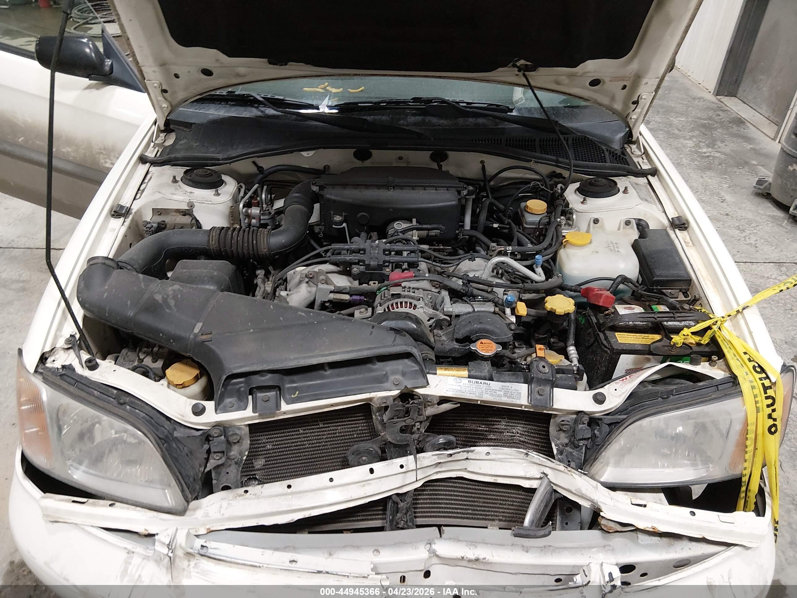 2000 Subaru Legacy L White vin: 4S3BH6355Y7308909
