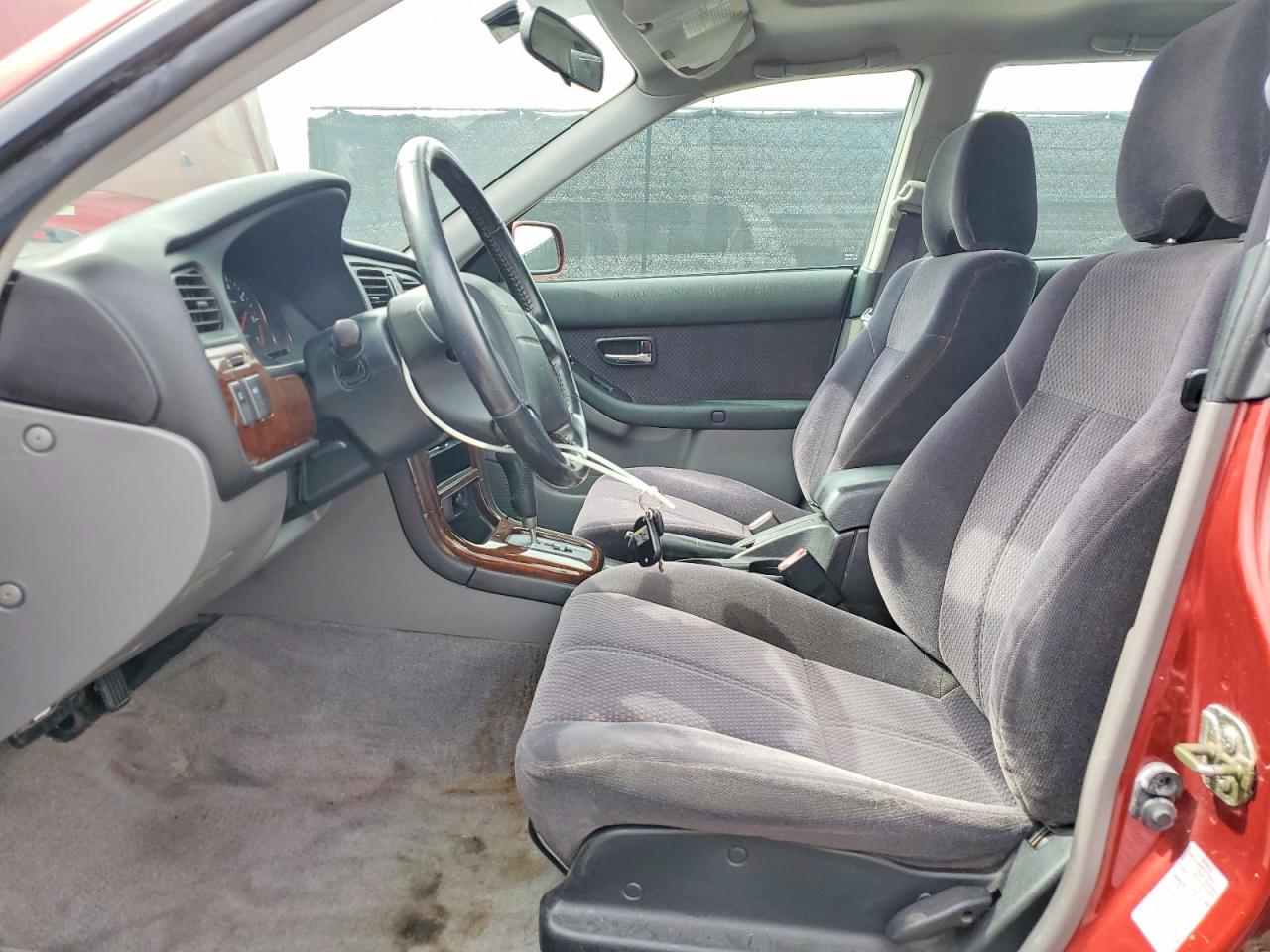 2003 Subaru Legacy L Burgundy vin: 4S3BH635837309884