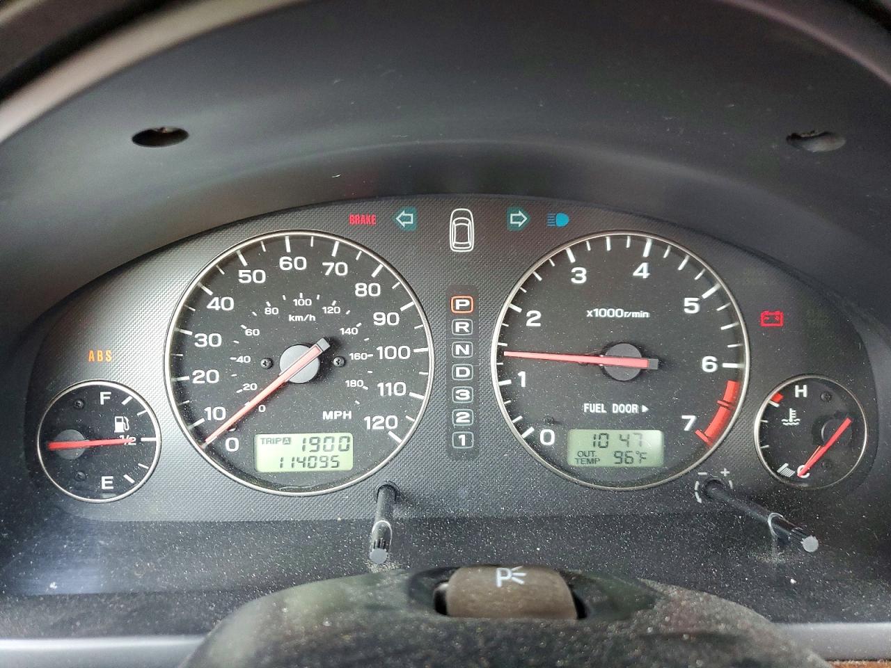 2003 Subaru Legacy L Burgundy vin: 4S3BH635837309884