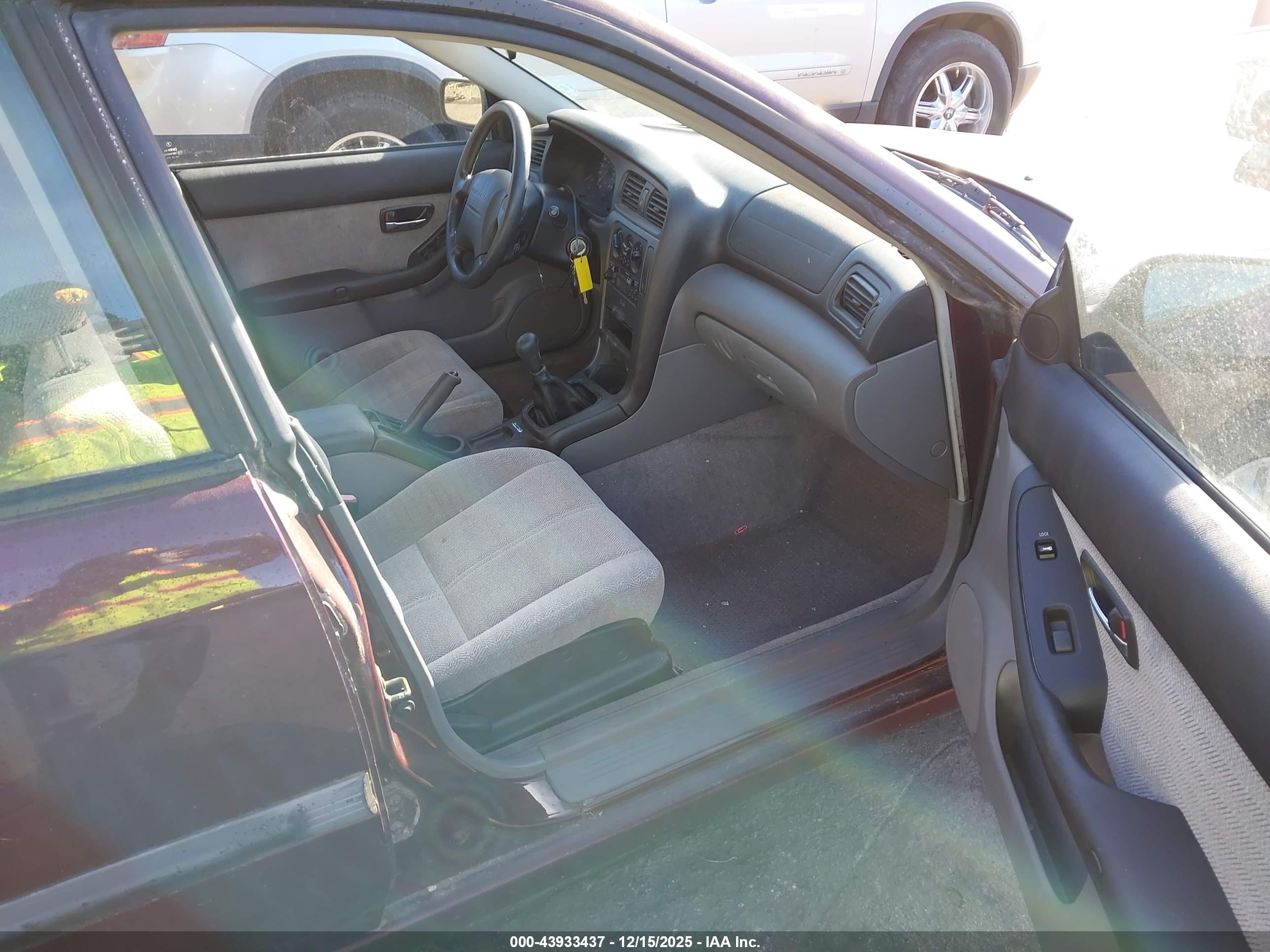 2000 Subaru Legacy L Maroon vin: 4S3BH6358Y6311146