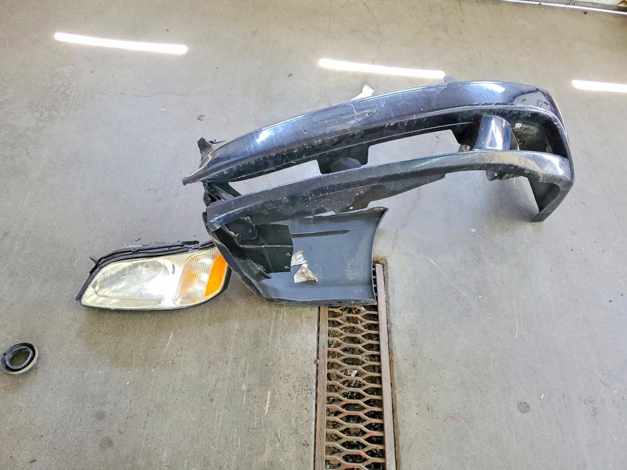 2003 Subaru Legacy L Blue vin: 4S3BH635X37300989